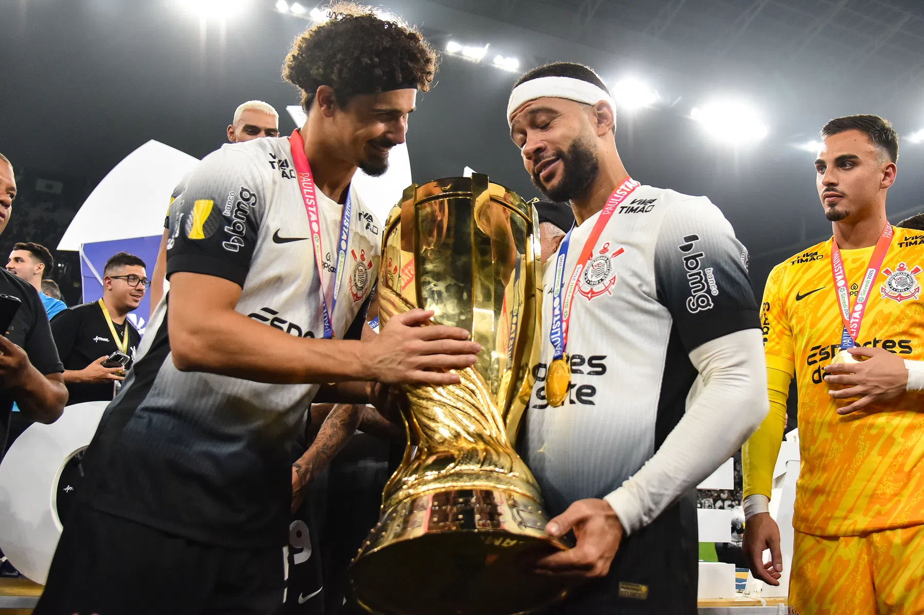 Memphis pakt prijs met Corinthians: dit zijn zijn eerdere trofeeën | VoetbalNieuws