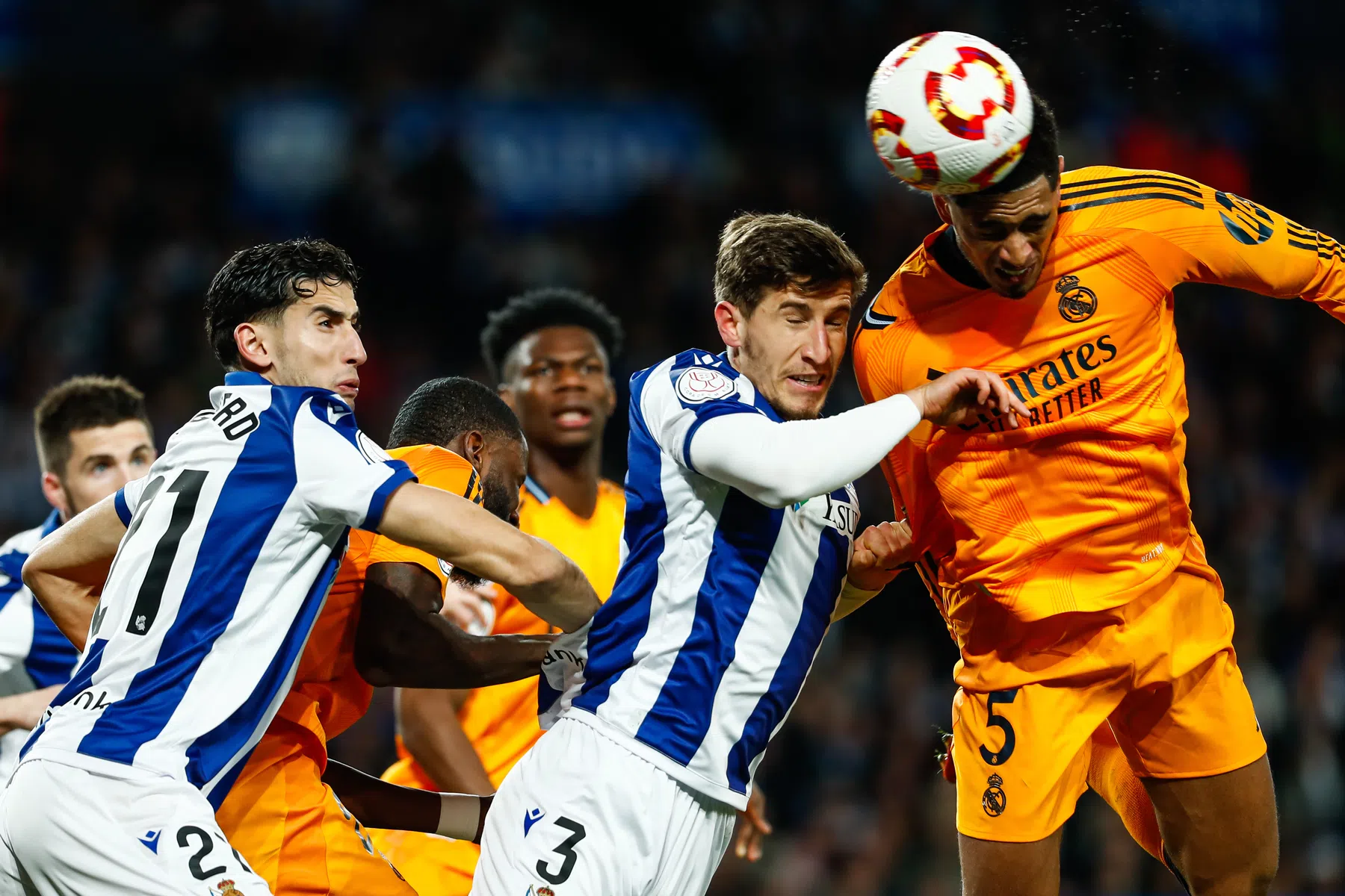 Waar en hoe laat zie je Real Madrid - Real Sociedad? | VoetbalNieuws