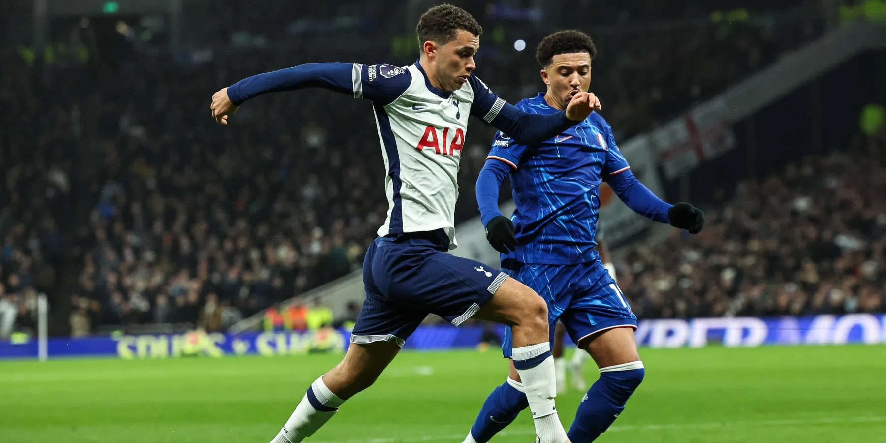 Waar en hoe laat wordt Chelsea - Tottenham in de Premier League uitgezonden?