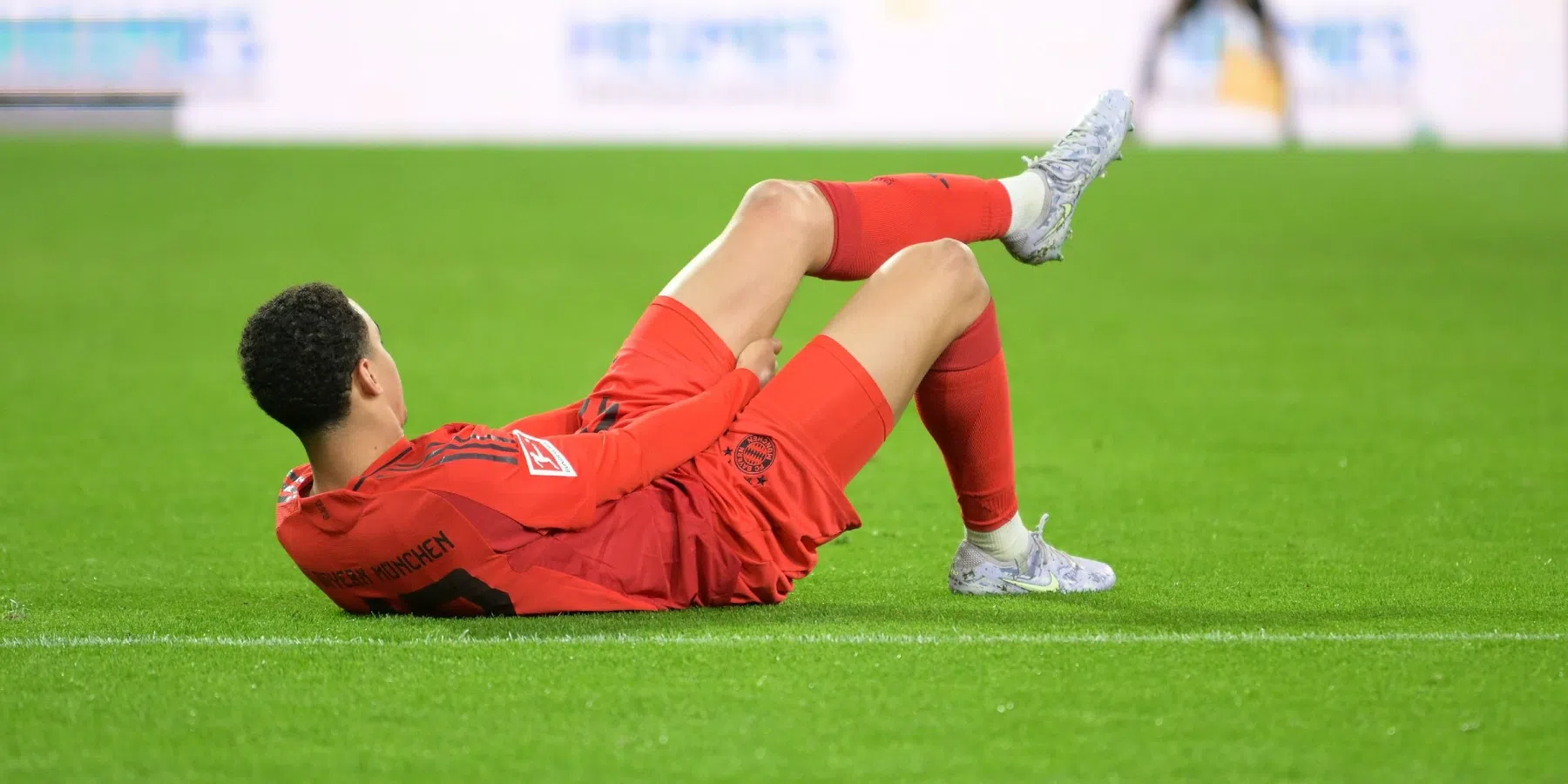 Musiala acht weken out: VN over blessure bij Bayern München