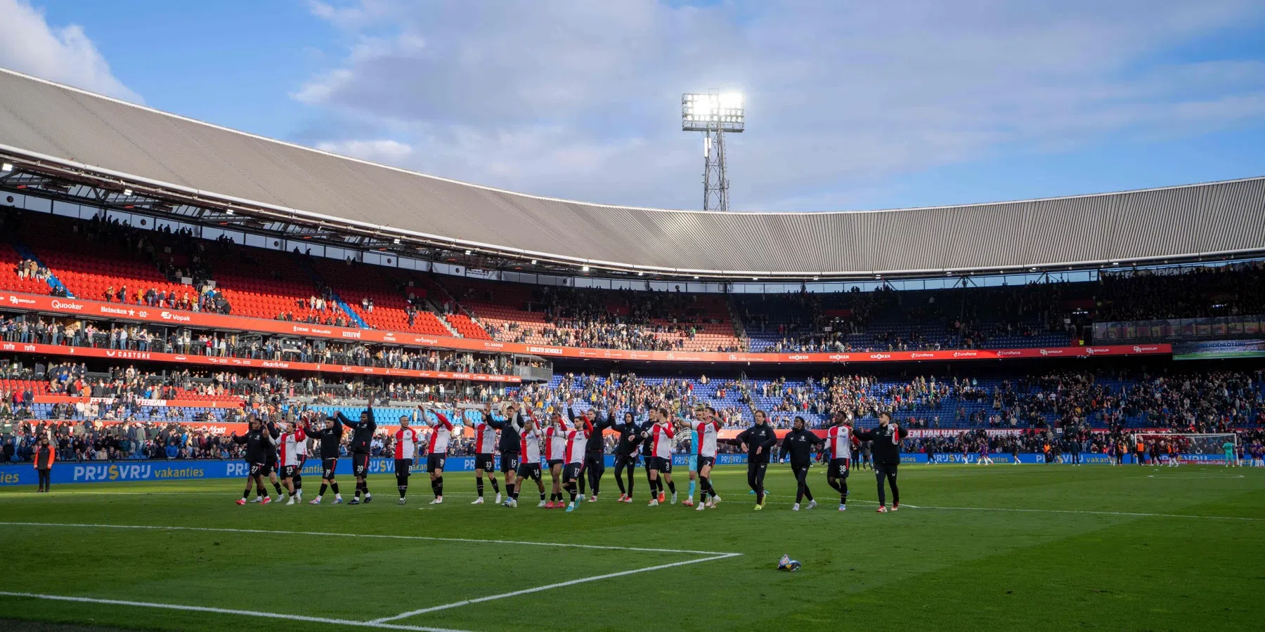 Feyenoord slaat slag in Zuid-Korea: deze middenvelder nemen de Rotterdammers over