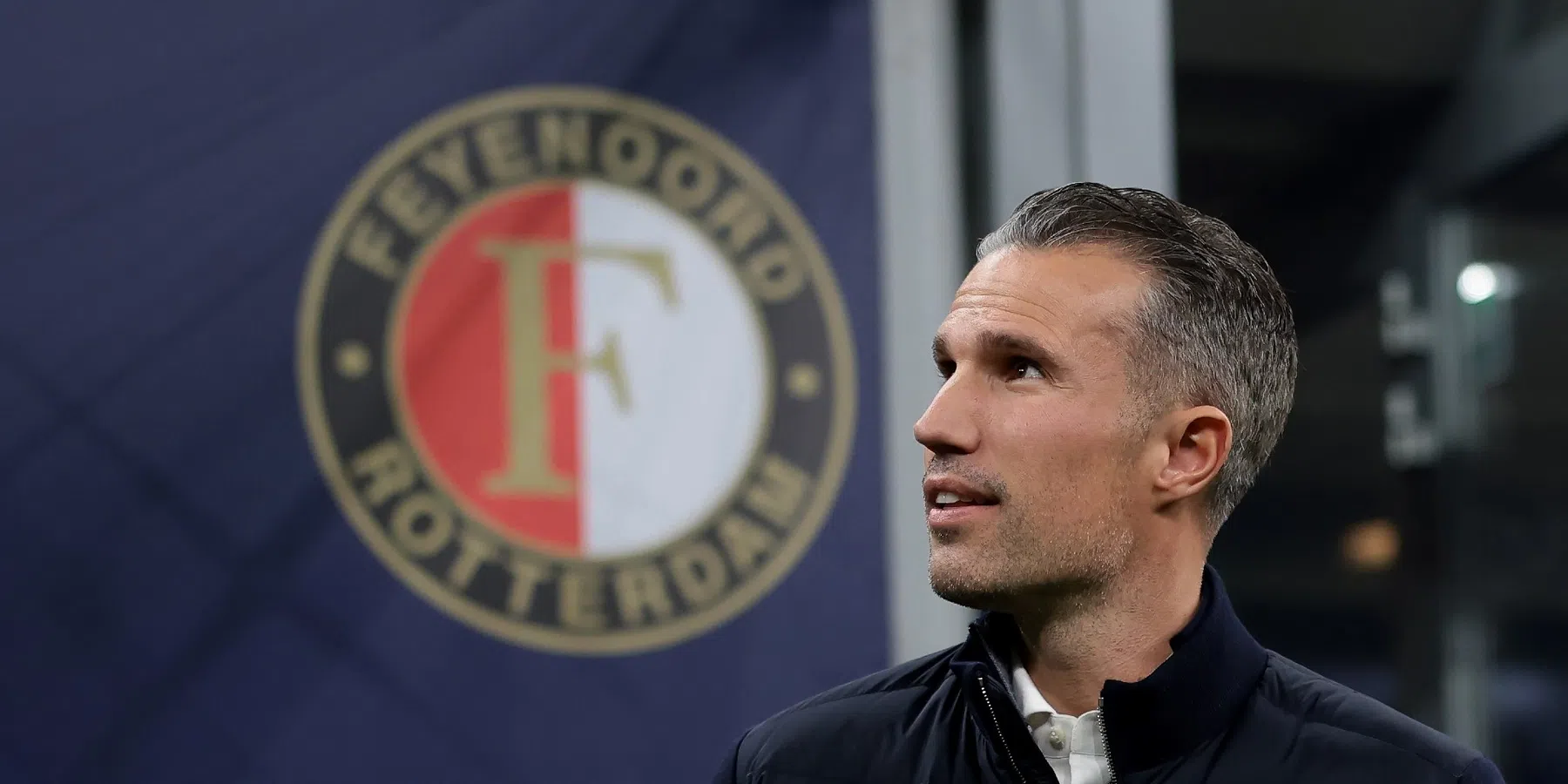 Opstelling Feyenoord: Van Persie kiest voor Smal op het middenveld, Ueda is terug