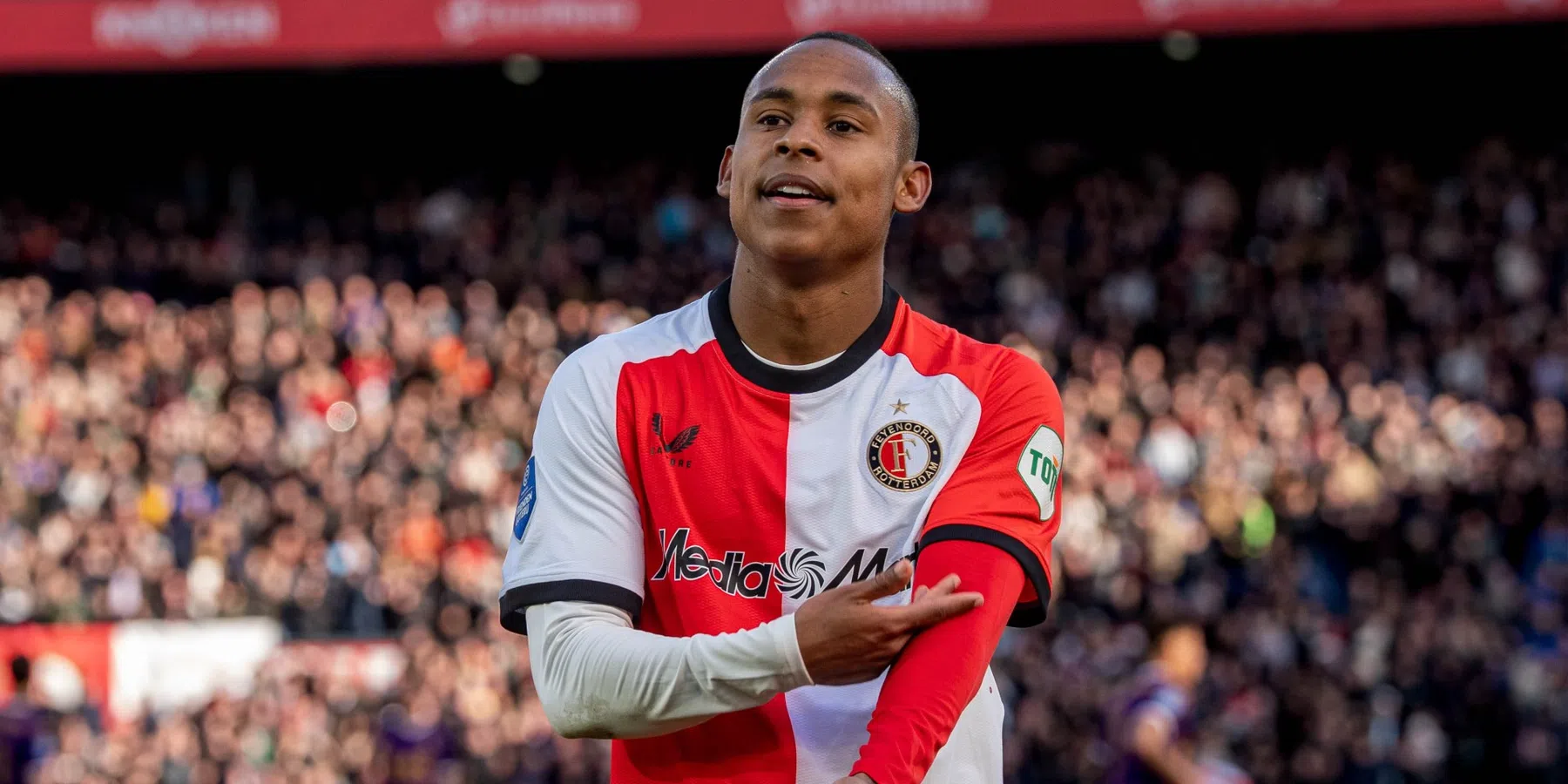 Paixao tot 2029 bij Feyenoord: topscorer blijft langer | VoetbalNieuws