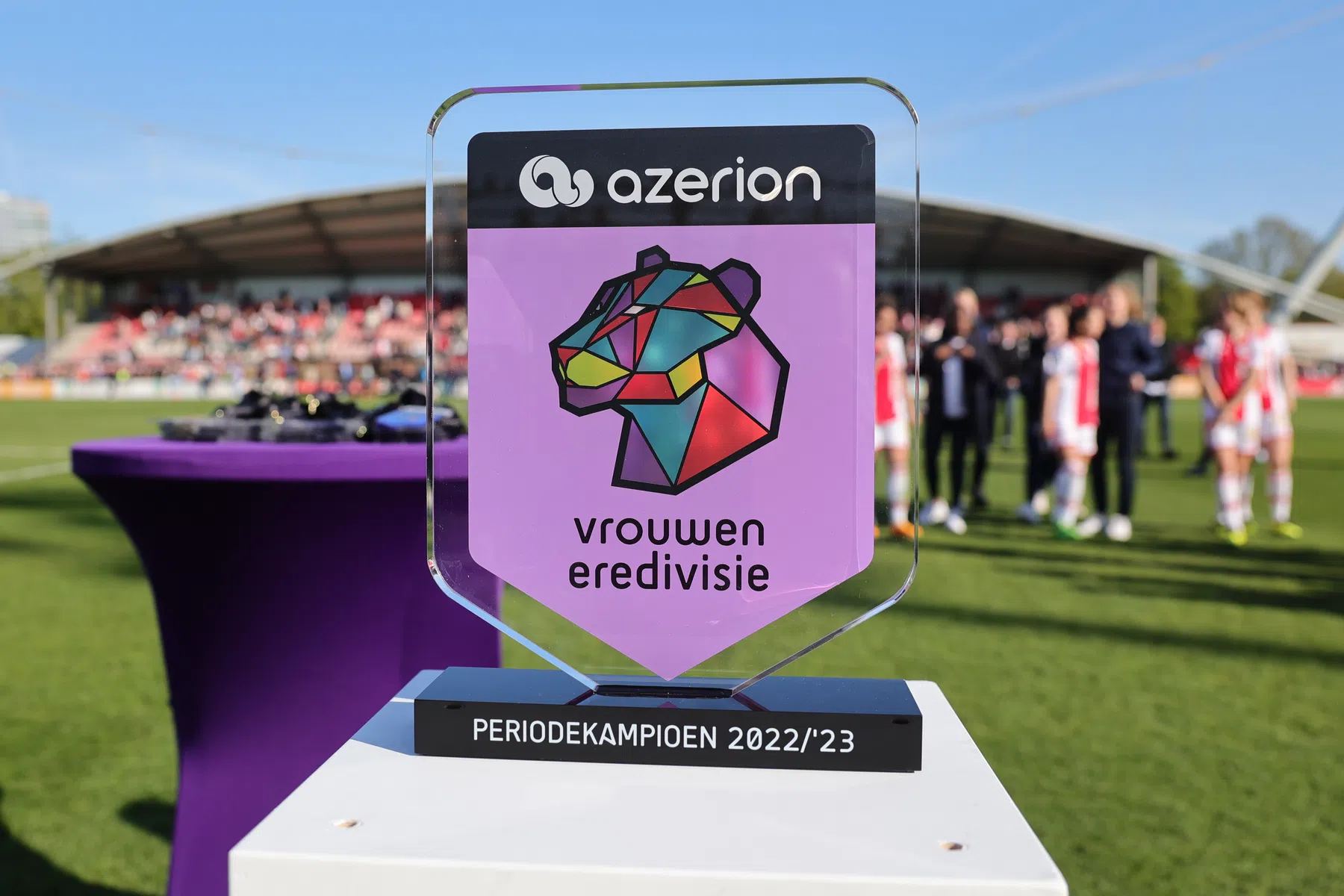 KNVB wil aparte kampioenssterren voor vrouwen | VoetbalNieuws