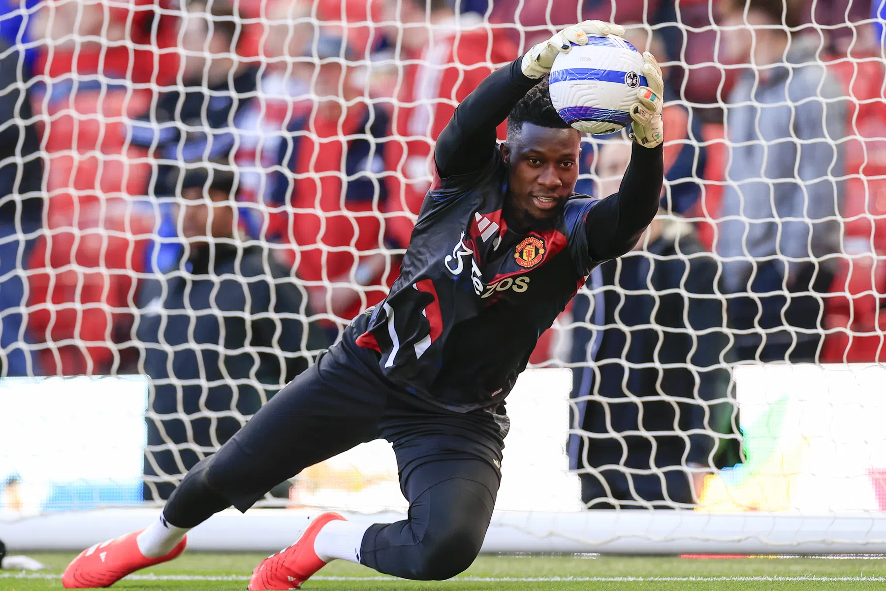 Onana vs Matic: felle clash voor Lyon - Manchester United | VoetbalNieuws