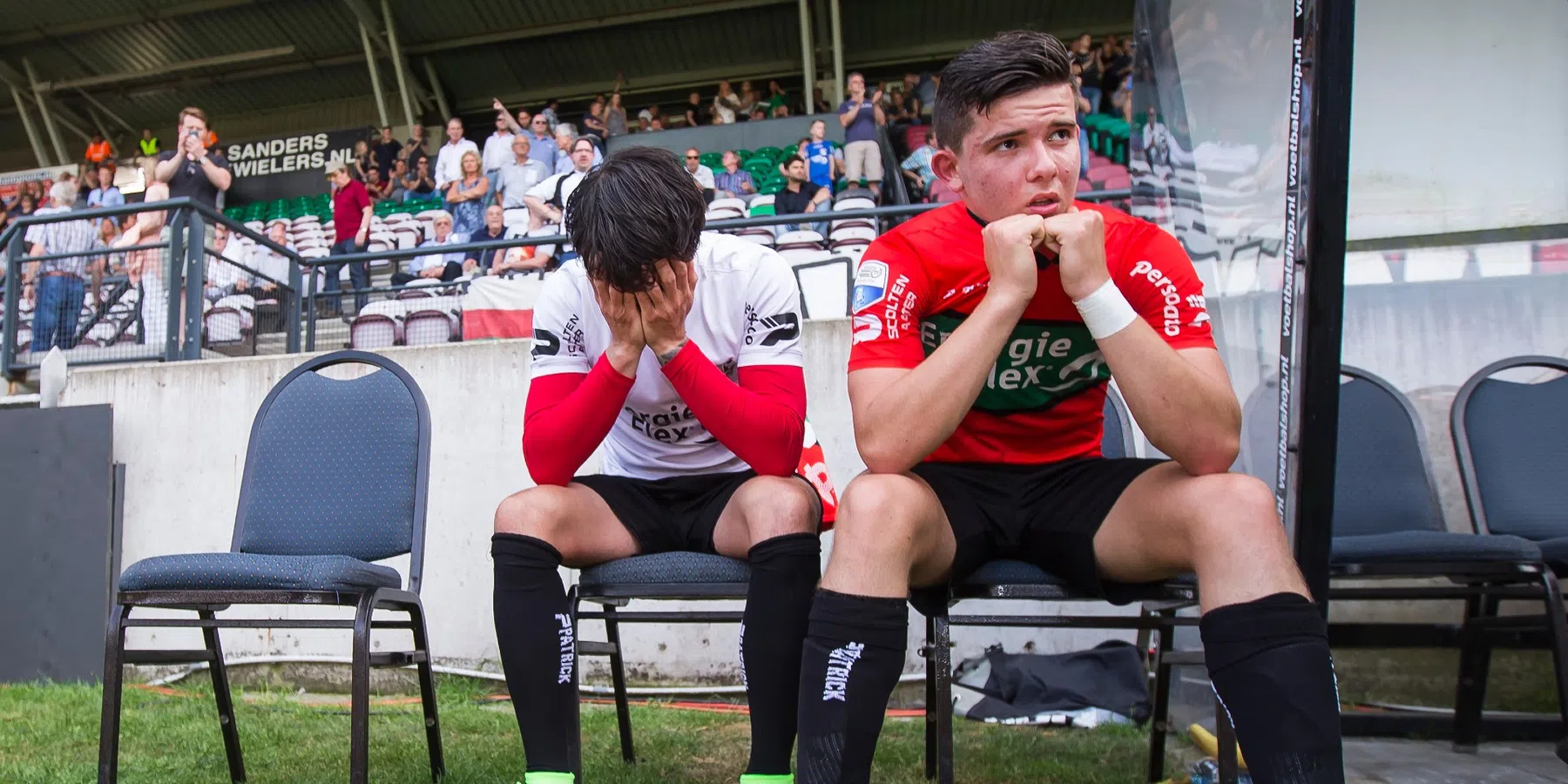 Deze clubs bereikten de magische grens van 34 punten en degradeerden alsnog