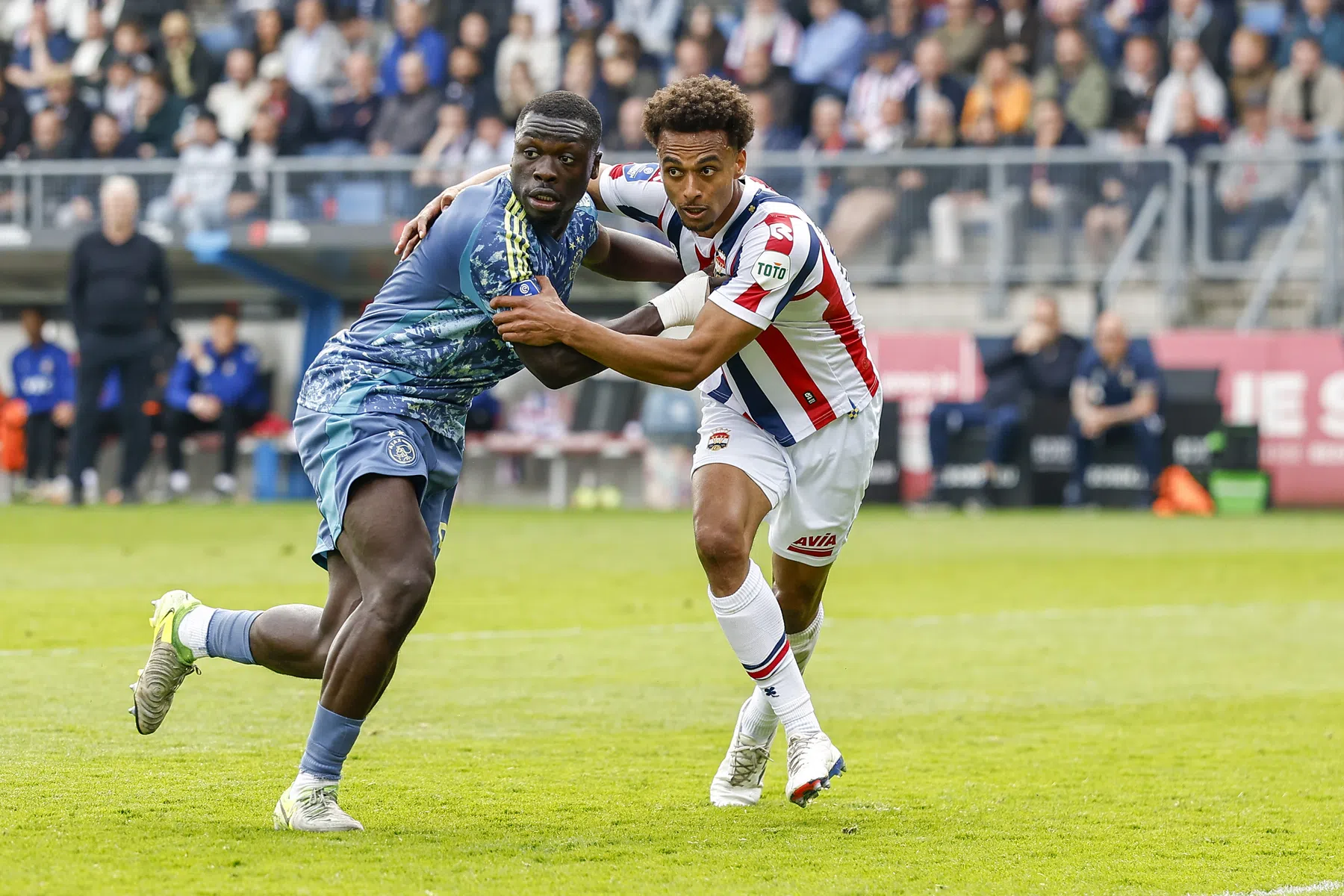 Wedstrijdverslag Willem II - Ajax in de Eredivisie | VoetbalNieuws