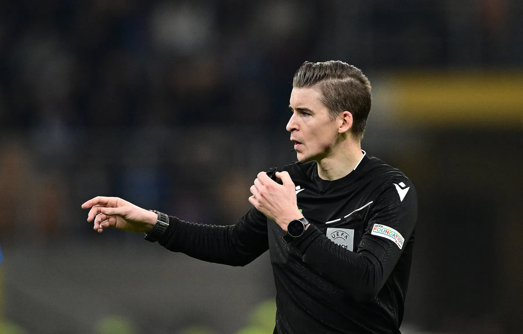 Dit zijn de scheidsrechters bij de CL-returns op 15 en 16 april | VoetbalNieuws