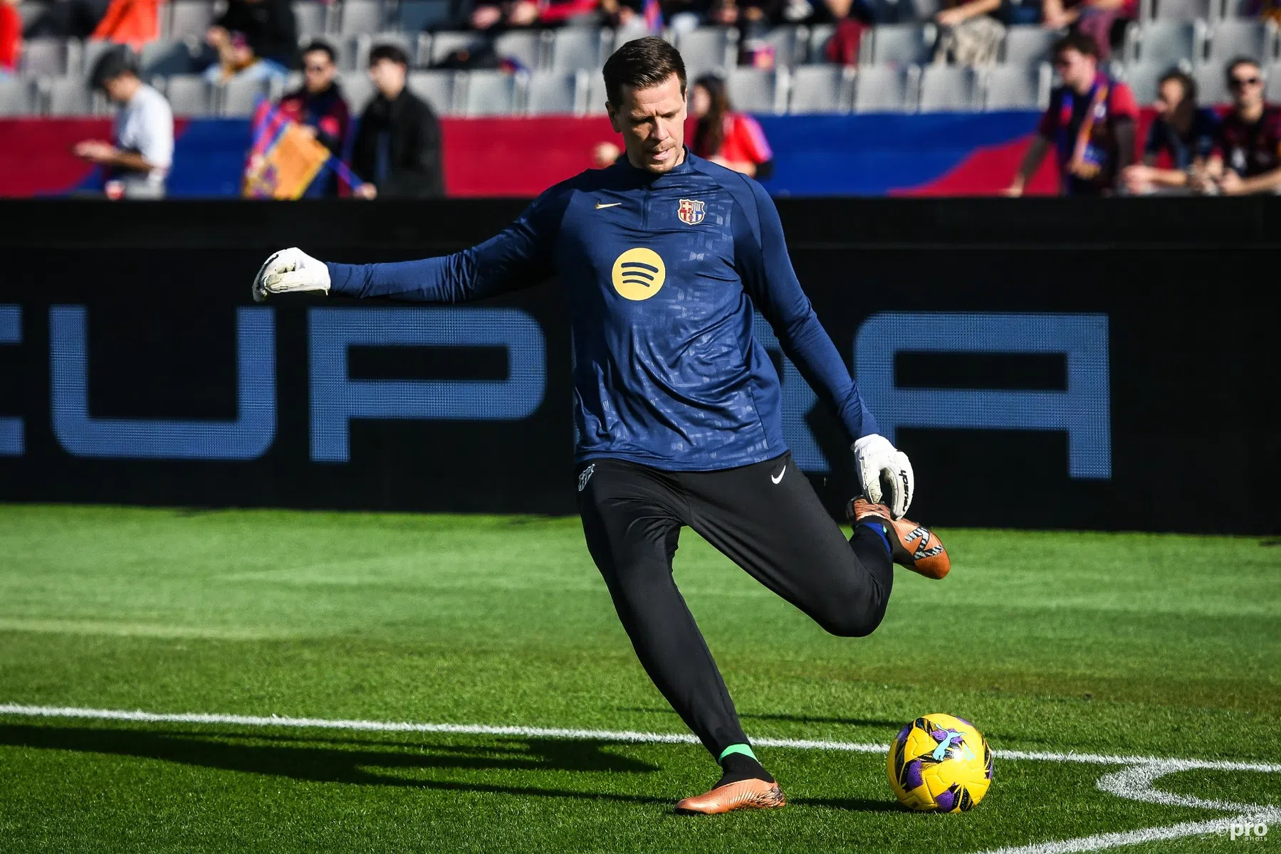 Szczesny kan Cruijff-record evenaren bij Barça | VoetbalNieuws