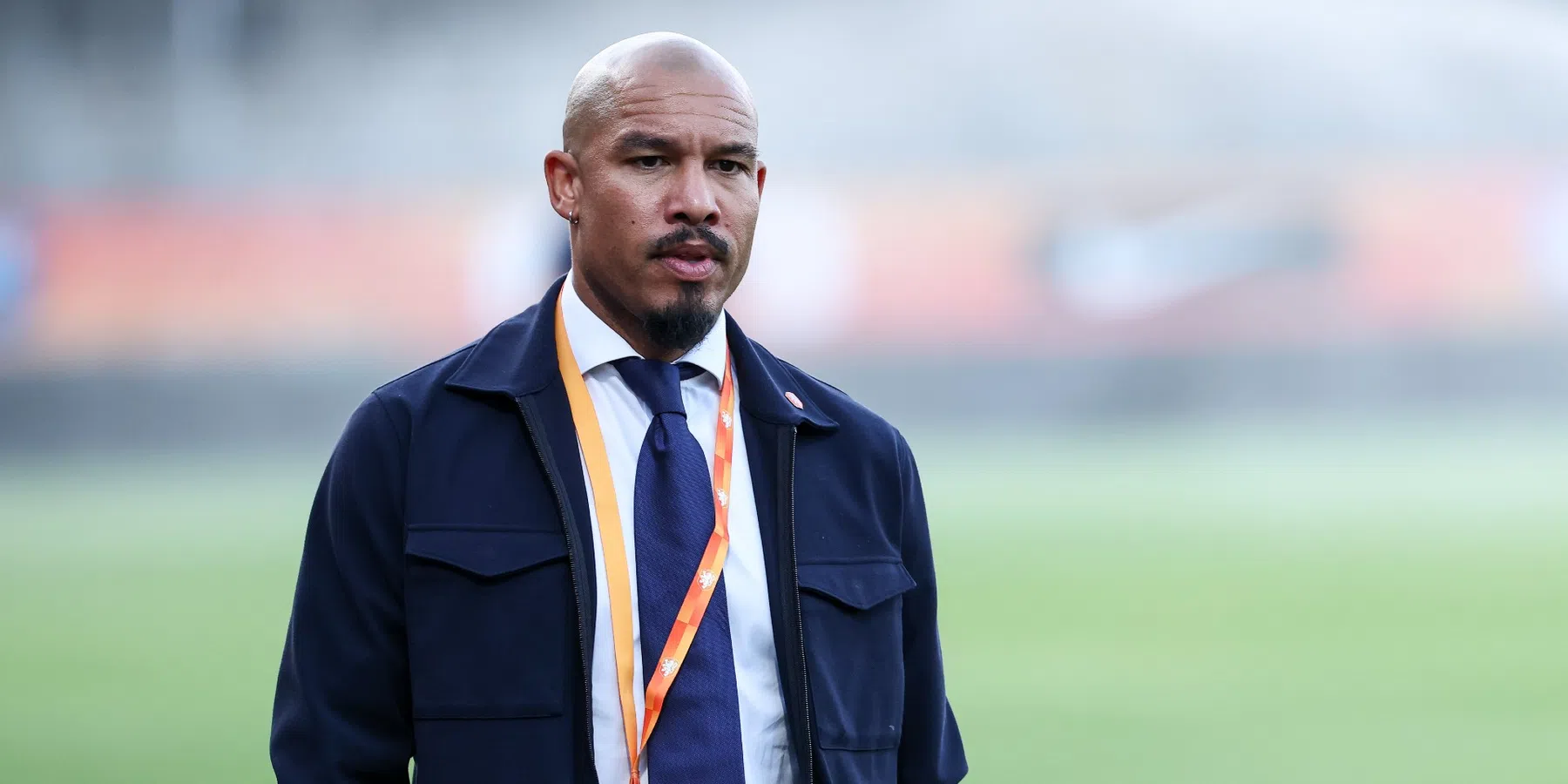 Waarom stopt de KNVB met Jonker bij de Oranje Leeuwinnen? | VoetbalNieuws