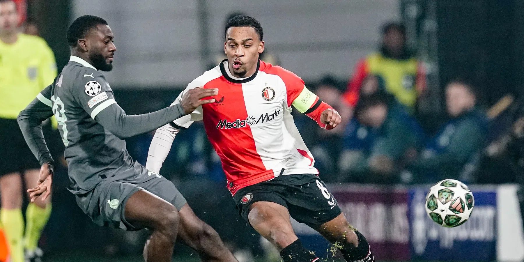 Timber blijft bij Feyenoord: transfer in 2025? | VoetbalNieuws