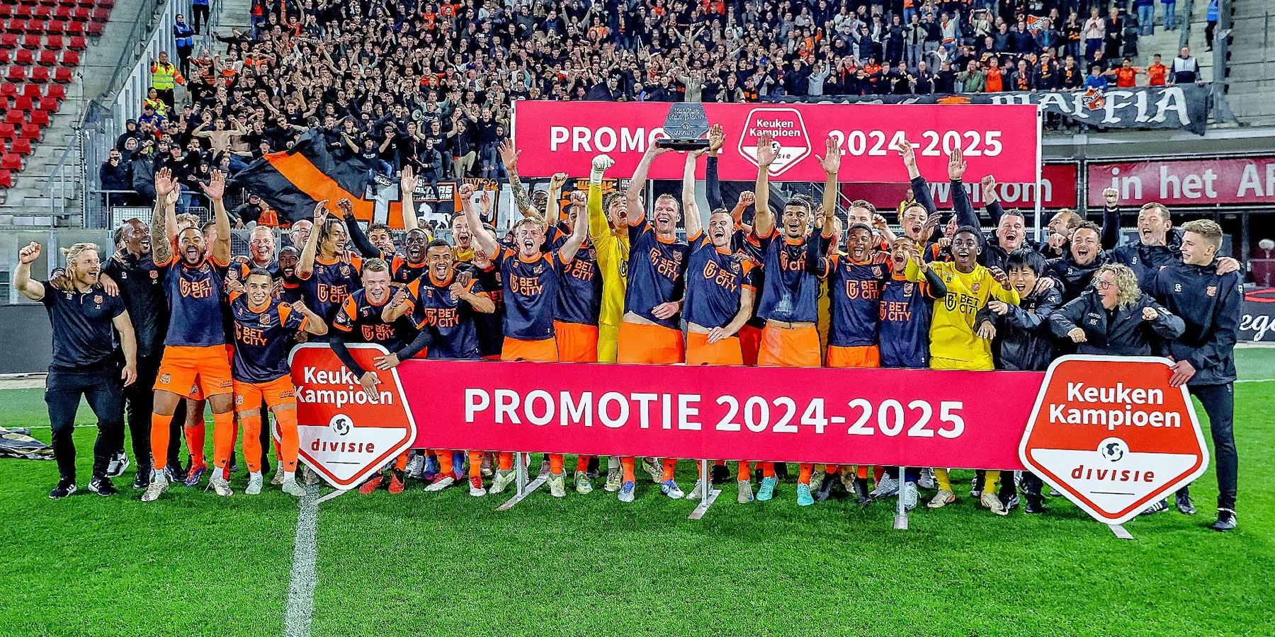 Volendam recordpromovendus: Excelsior en De Graafschap volgen | VN