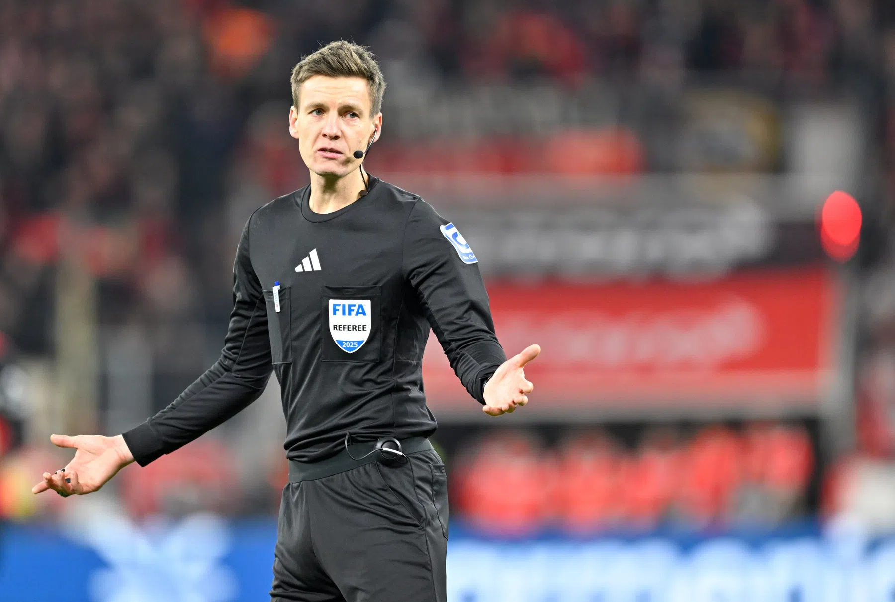 Dit zijn de scheidsrechters bij de EL-returns op 17 april | VoetbalNieuws