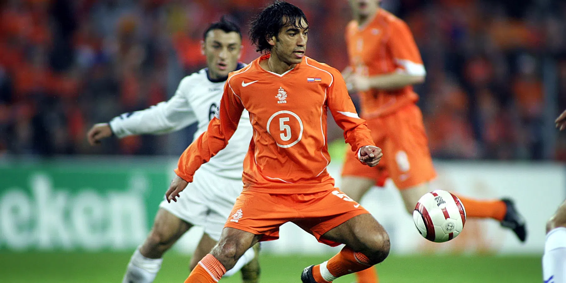 Dit iconische shirt presenteert de KNVB opnieuw als retroshirt