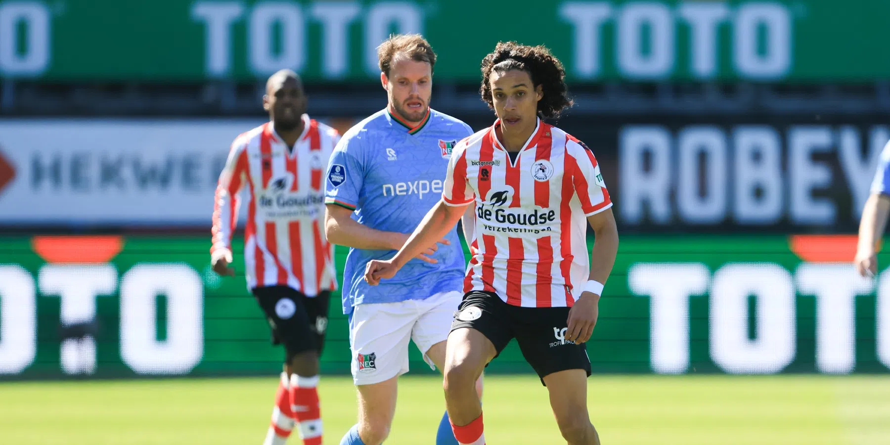 Ajax en PSV wilde Zechiël overnemen in de jeugd