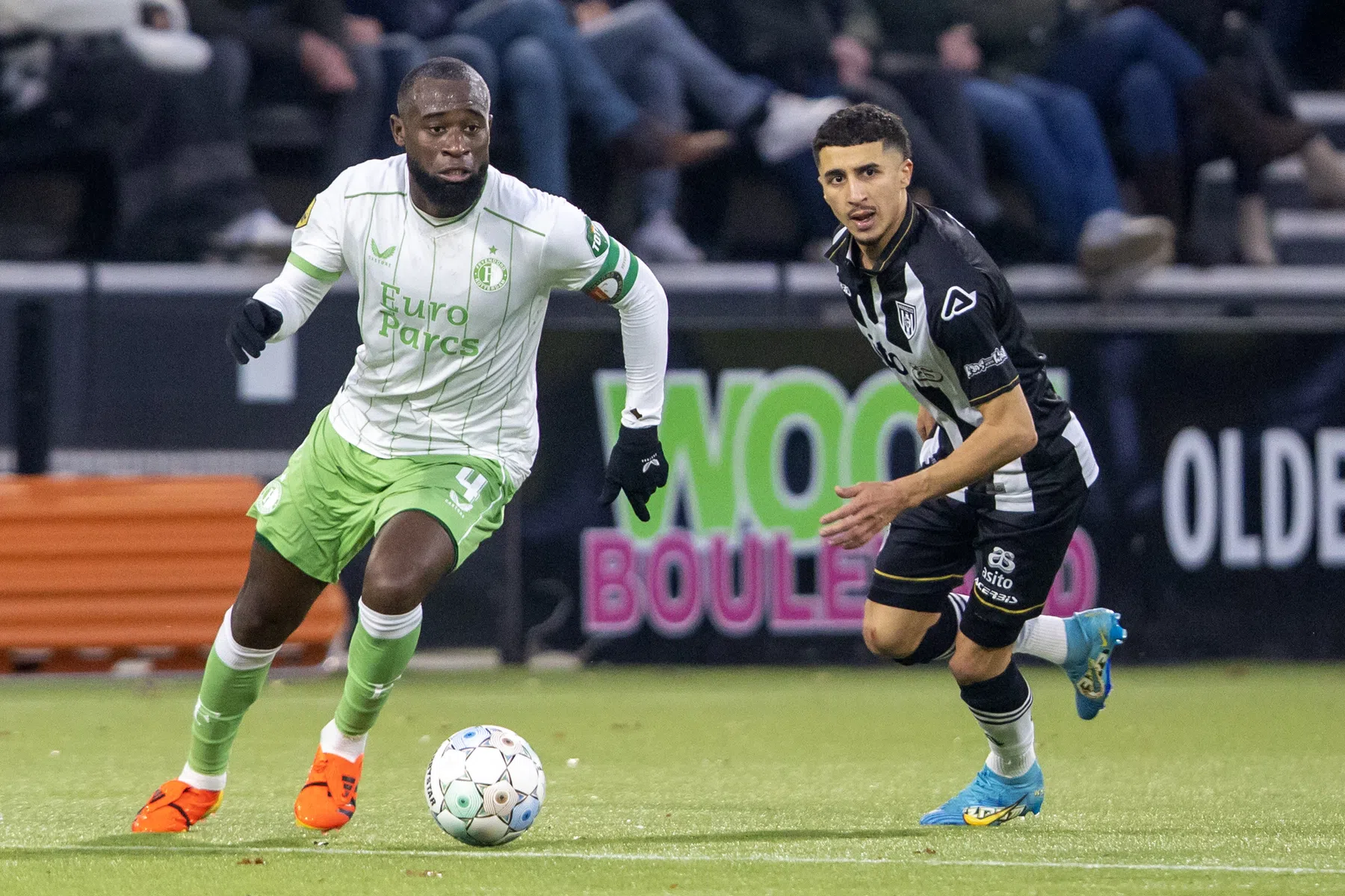 Hoe deed Feyenoord het uit bij Heracles in Almelo? | VoetbalNieuws