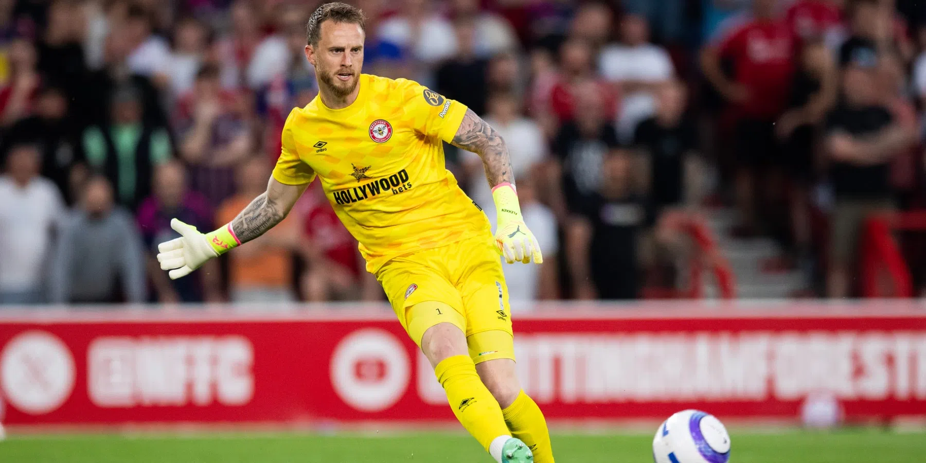 Flekken zorgt met assist voor historisch Premier League-record