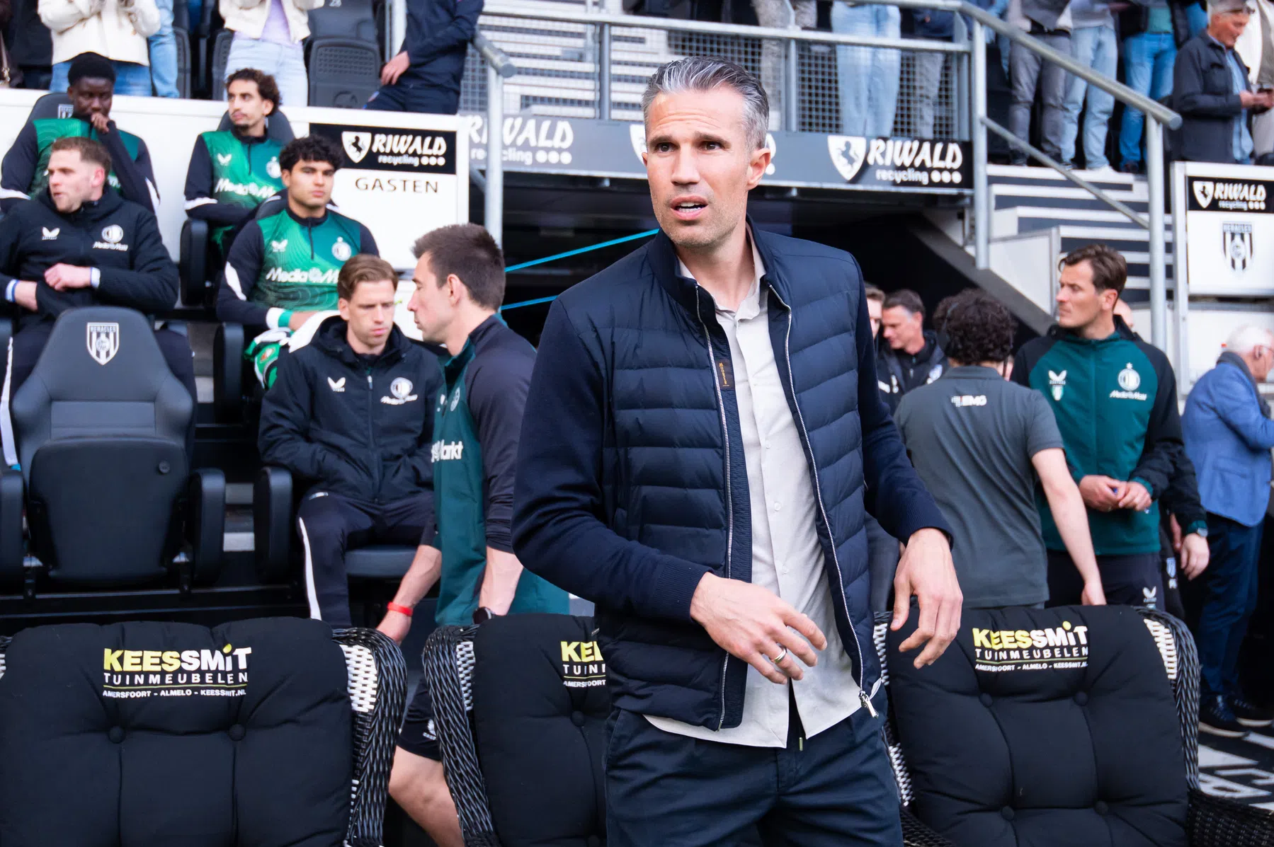 Bijlow, Nadjé en Carranza terug op training bij Feyenoord | VN
