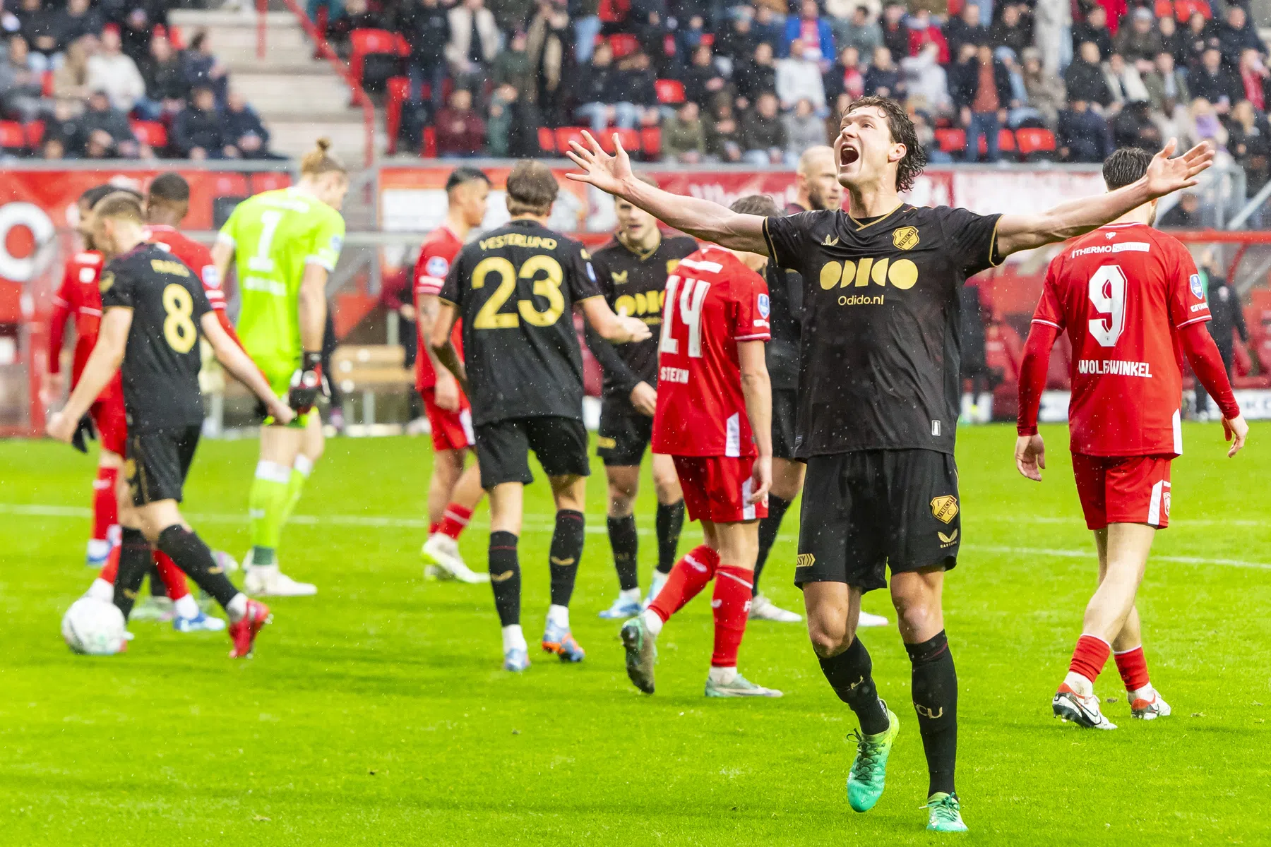 Waar en hoe laat kijk je FC Twente - FC Utrecht in de Eredivisie? | VN