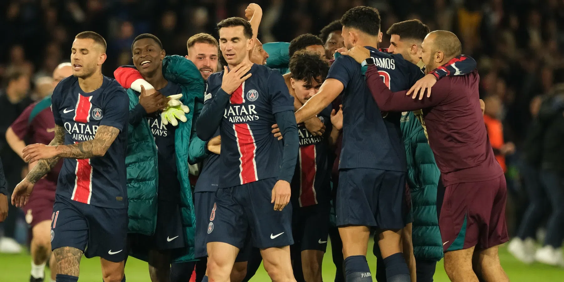 Franse media zit historische avond: 'Ongelofelijk, wie zijn nu de Farmers League?'