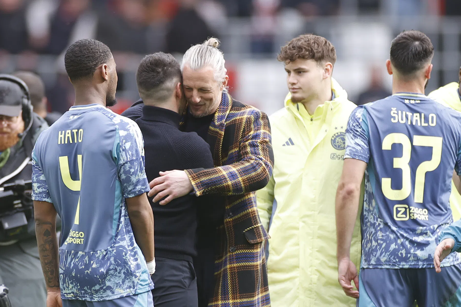 Wat is de vermoedelijke opstelling van Ajax tegen NEC? | VoetbalNieuws