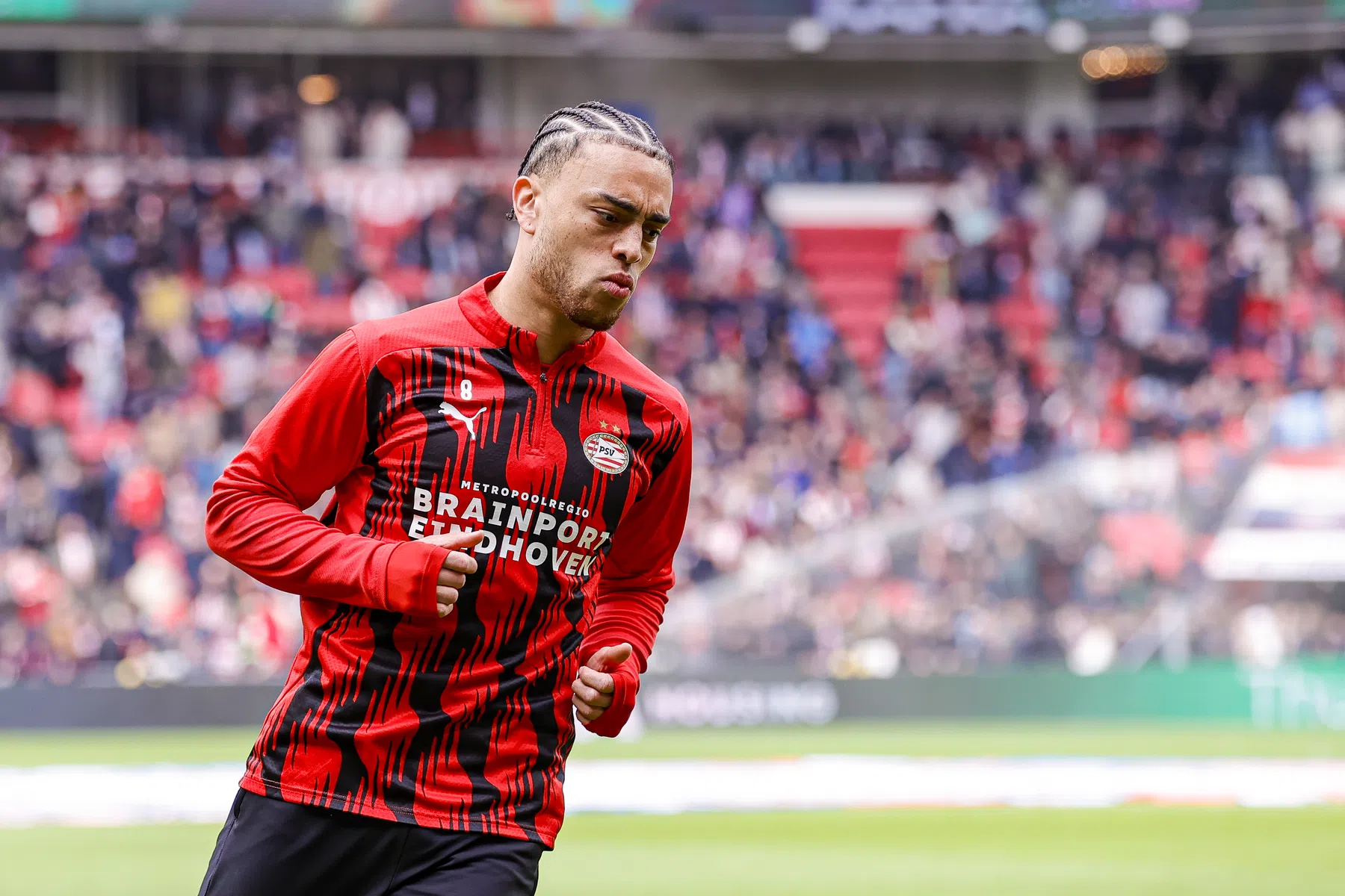 Sergiño Dest blijft bij PSV en mikt op rentree in Team USA | VN