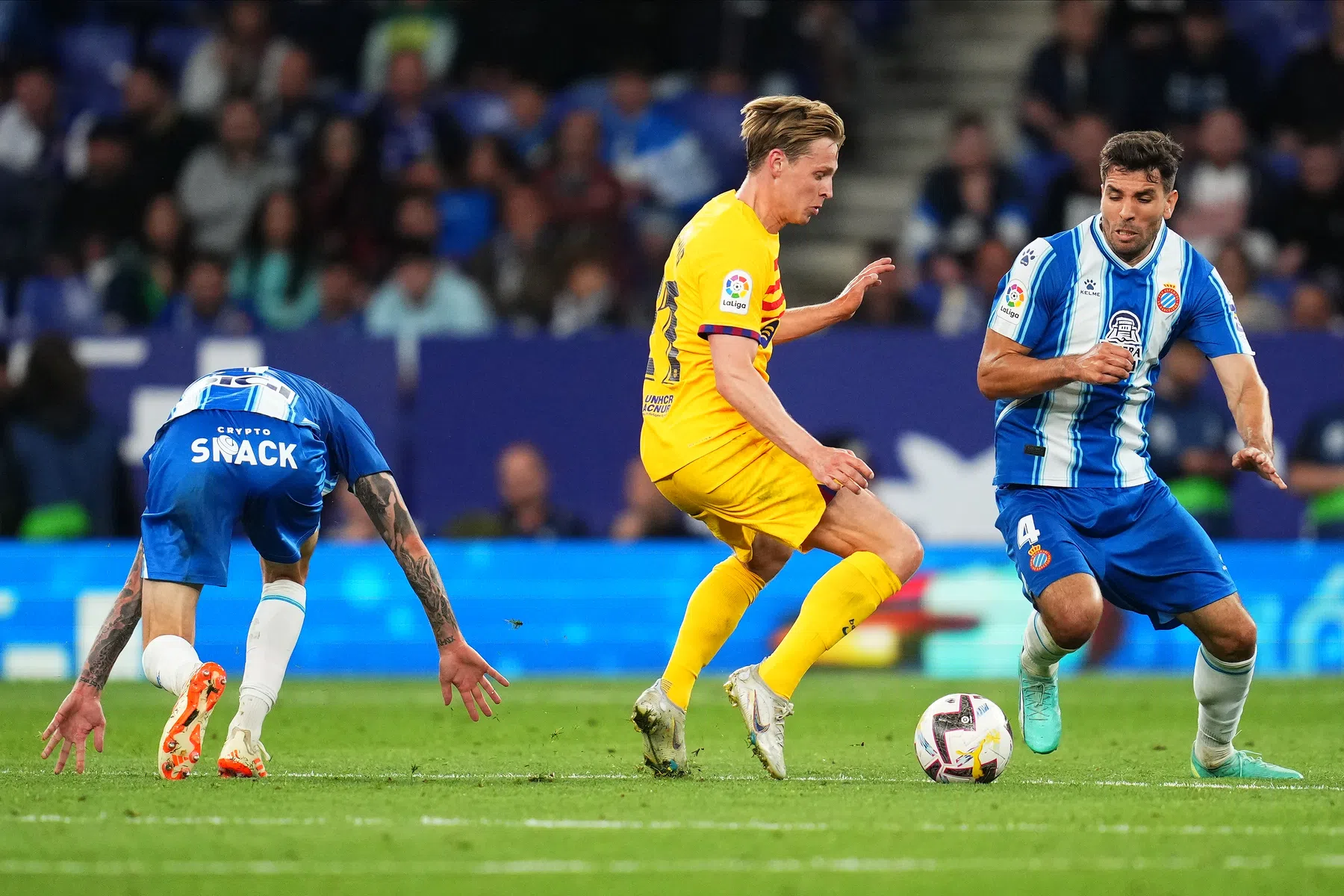 Barcelona op matchpoint in derby tegen Espanyol | VoetbalNieuws