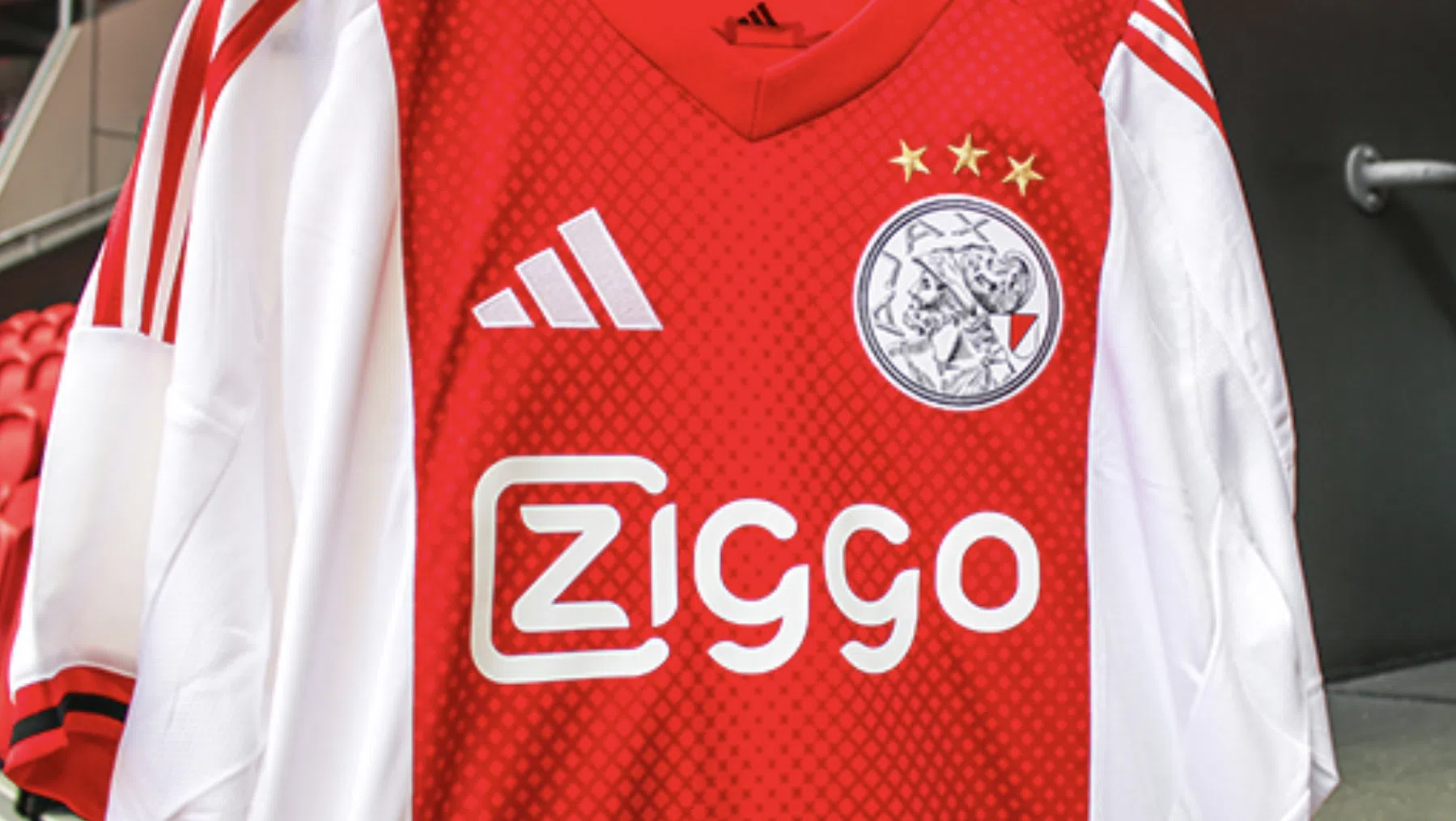 Ajax presenteert klassiek thuisshirt met ode aan Amsterdam | VN