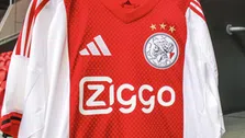 Thumbnail for article: Ajax presenteert thuisshirt 2025/26 met klassiek logo en eerbetoon aan Amsterdam