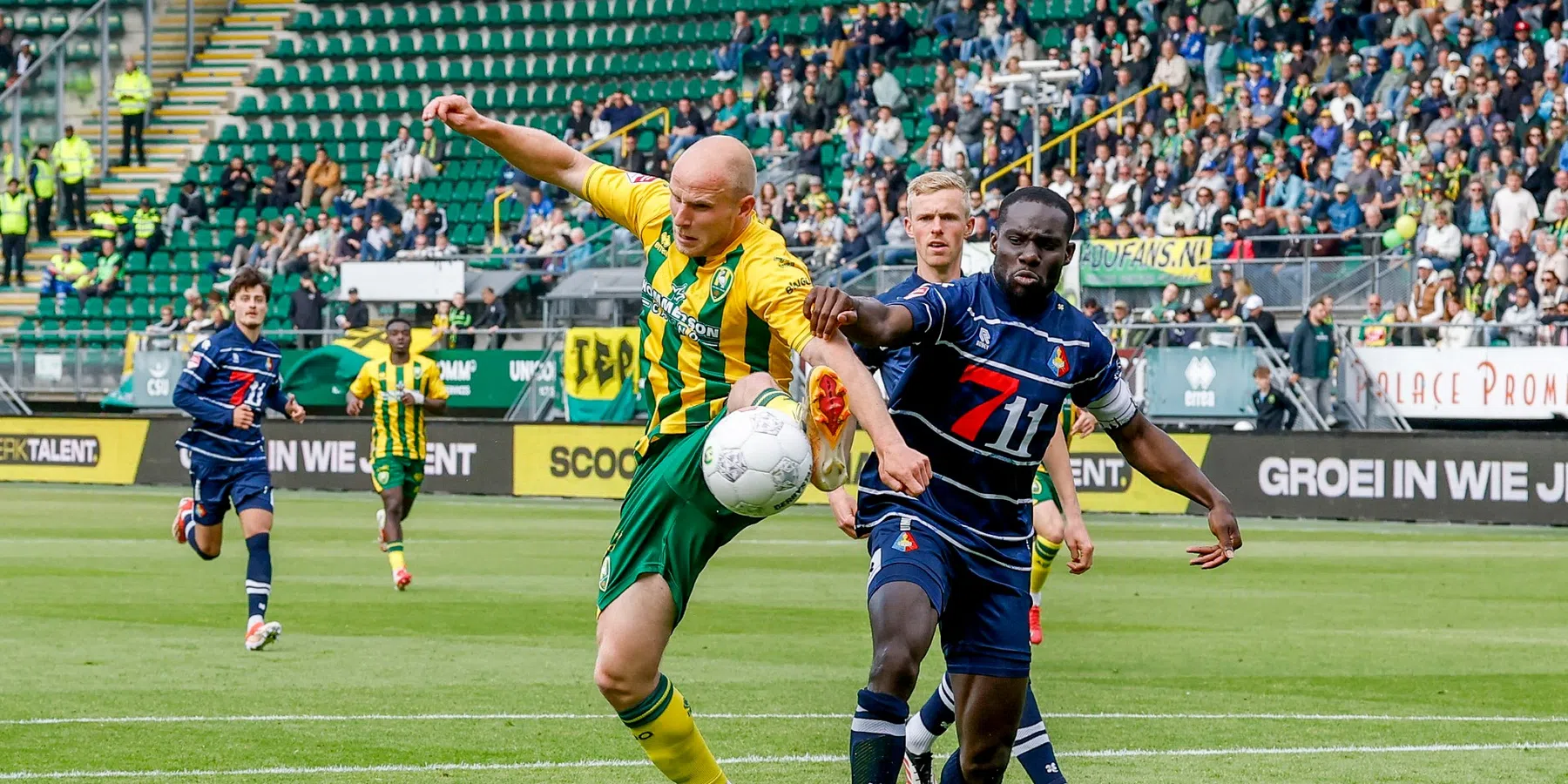Telstar bereikt overtuigend halve finales play-offs bij ADO ondanks late staking