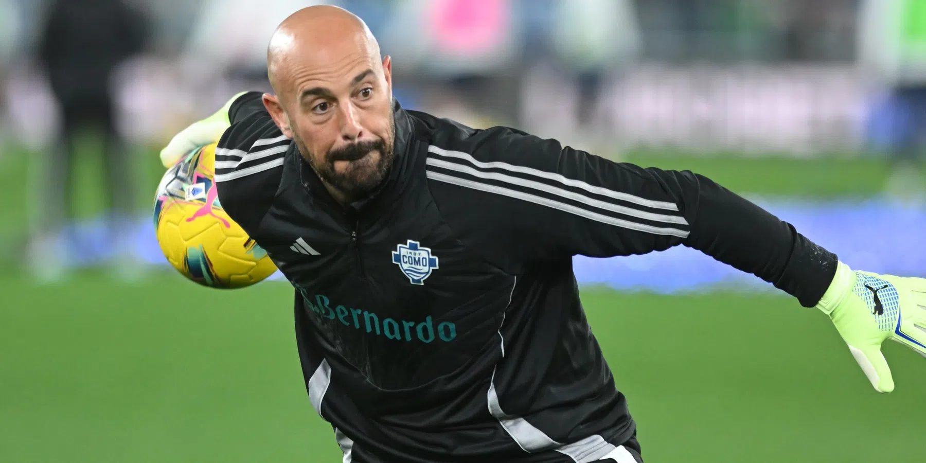 Pepe Reina (42) stopt: wereldkampioen en ex-Liverpool-doelman zwaait af | VN