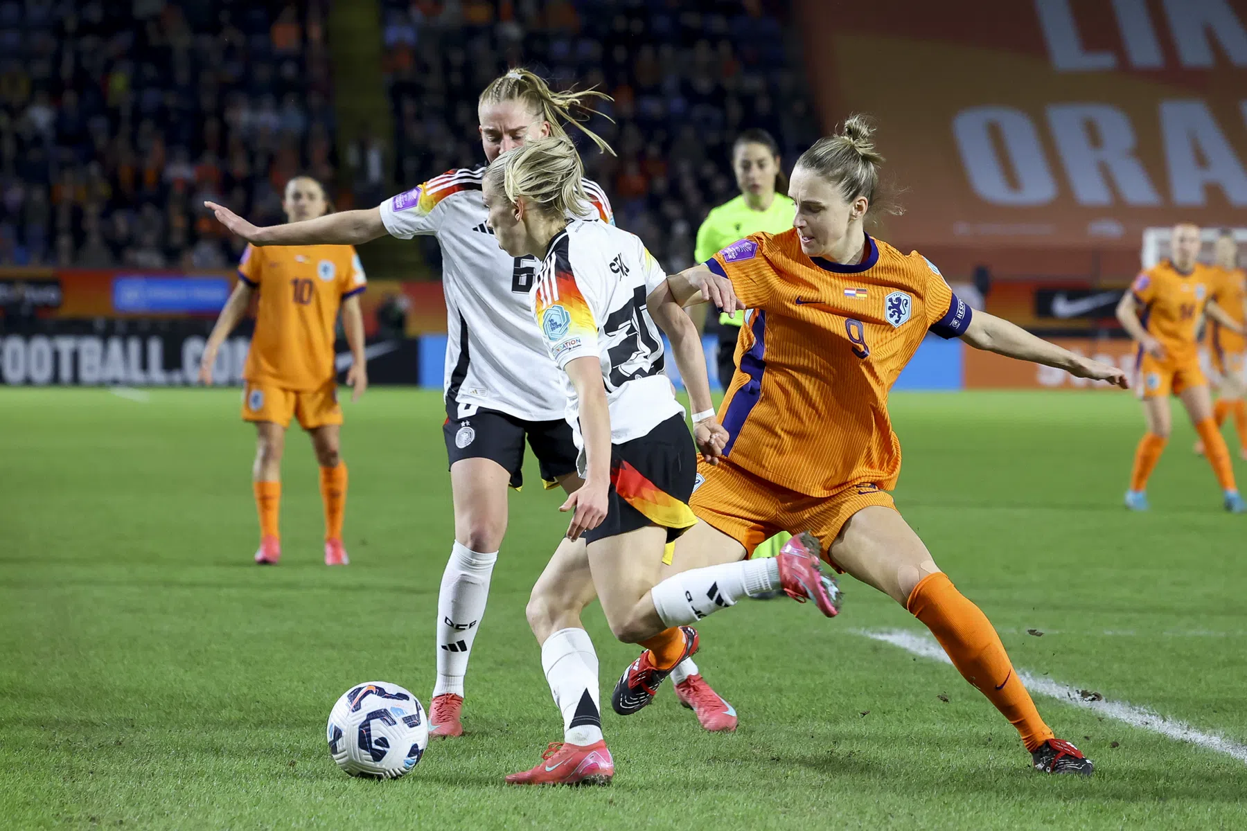 OranjeLeeuwinnen vs Duitsland: alle interlands op een rij | VN