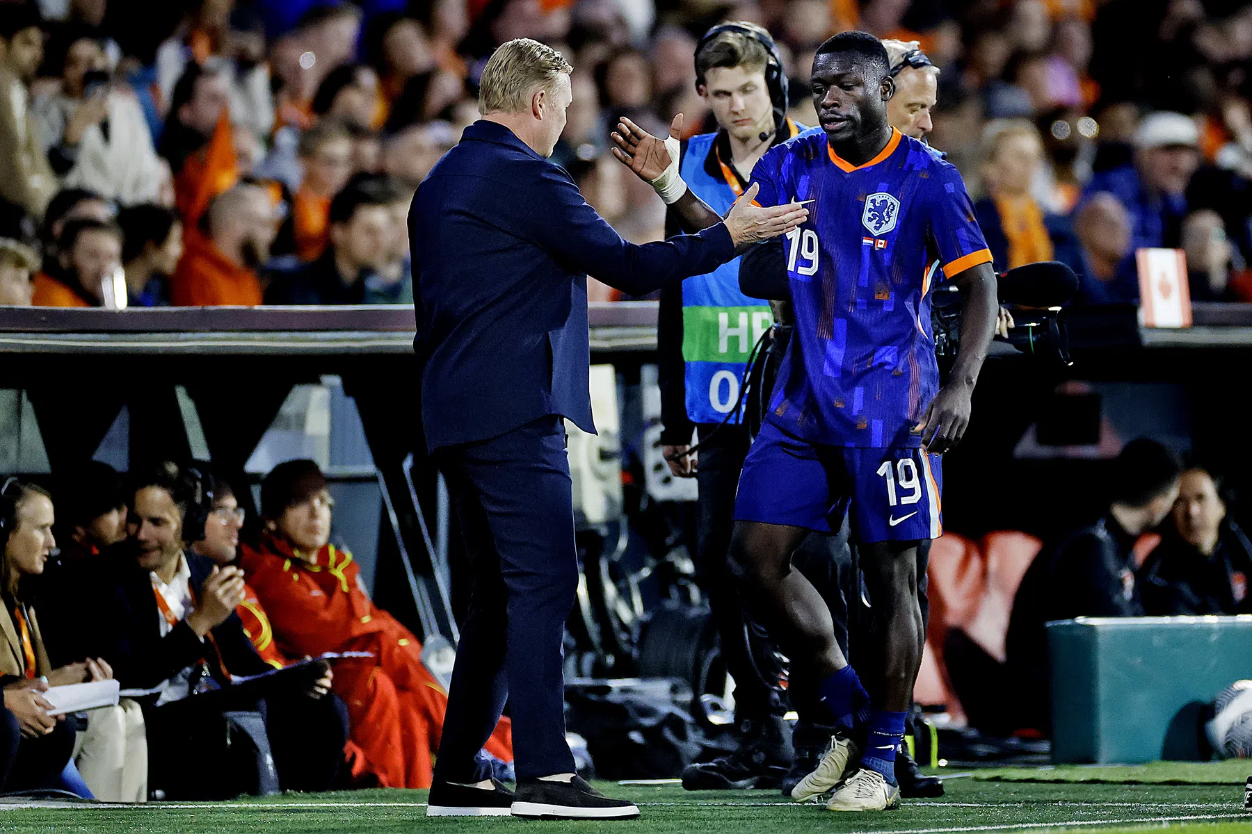 Koeman reageert op Brobbey-zaken: ‘Heavy verhaal’ | VoetbalNieuws