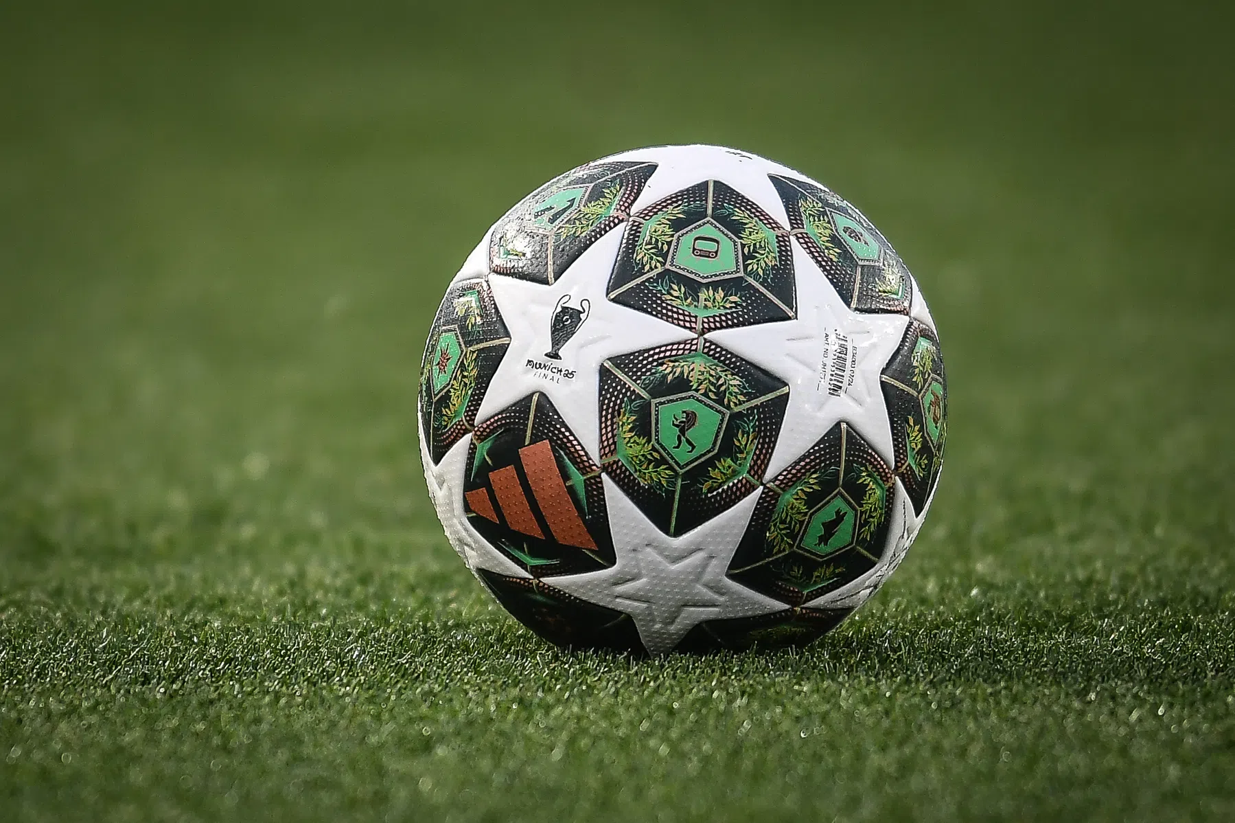 Feyenoord bovenaan UEFA-ranking Nederlandse clubs | VoetbalNieuws