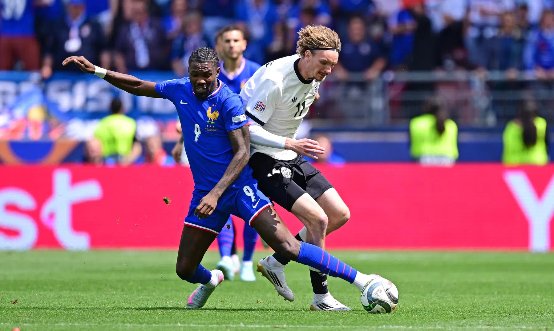 Frankrijk verslaat Duitsland in troostfinale | VoetbalNieuws