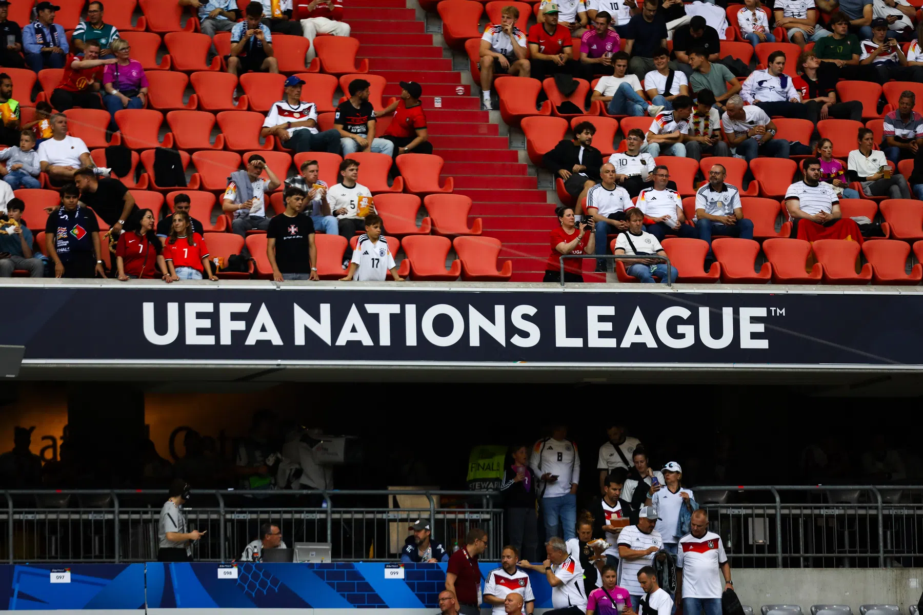 Tragisch ongeval tijdens finale Nations League | VoetbalNieuws