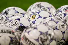 Thumbnail for article: 'Twee shirtsponsors, maar licentie op het spel: Vitesse worstelt met de begroting'