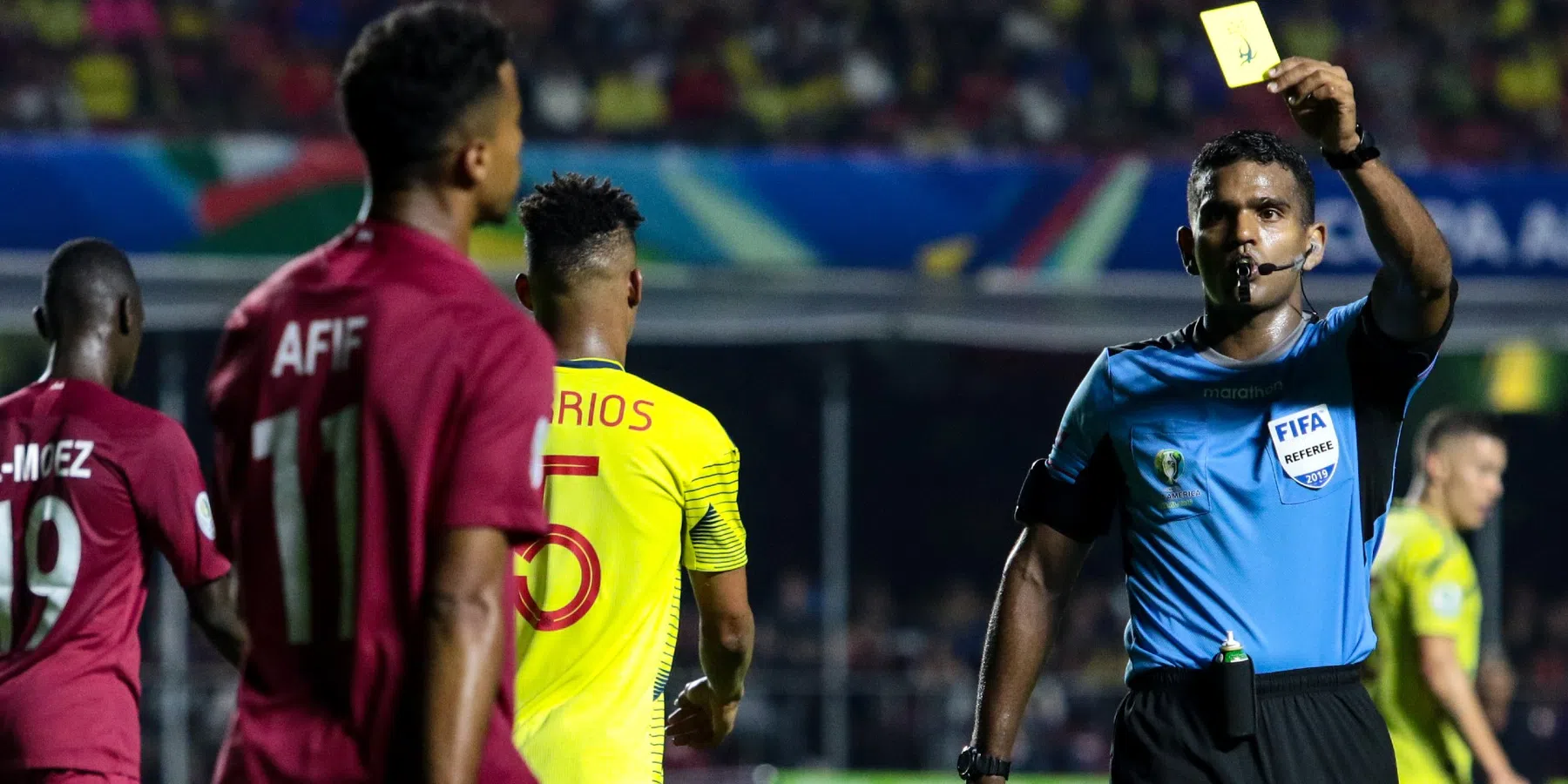 Dit is de scheidsrechter van Jong Oranje bij EK-start tegen Finland