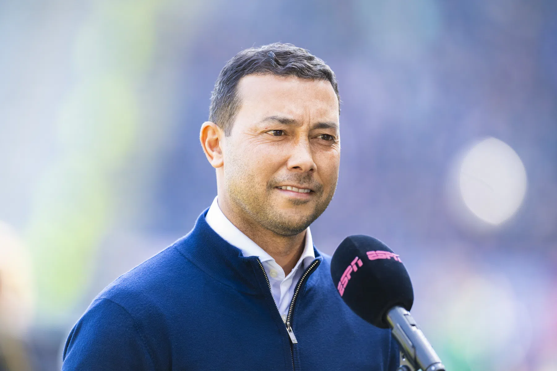 Ajax wil Denny Landzaat terughalen als assistent | VoetbalNieuws
