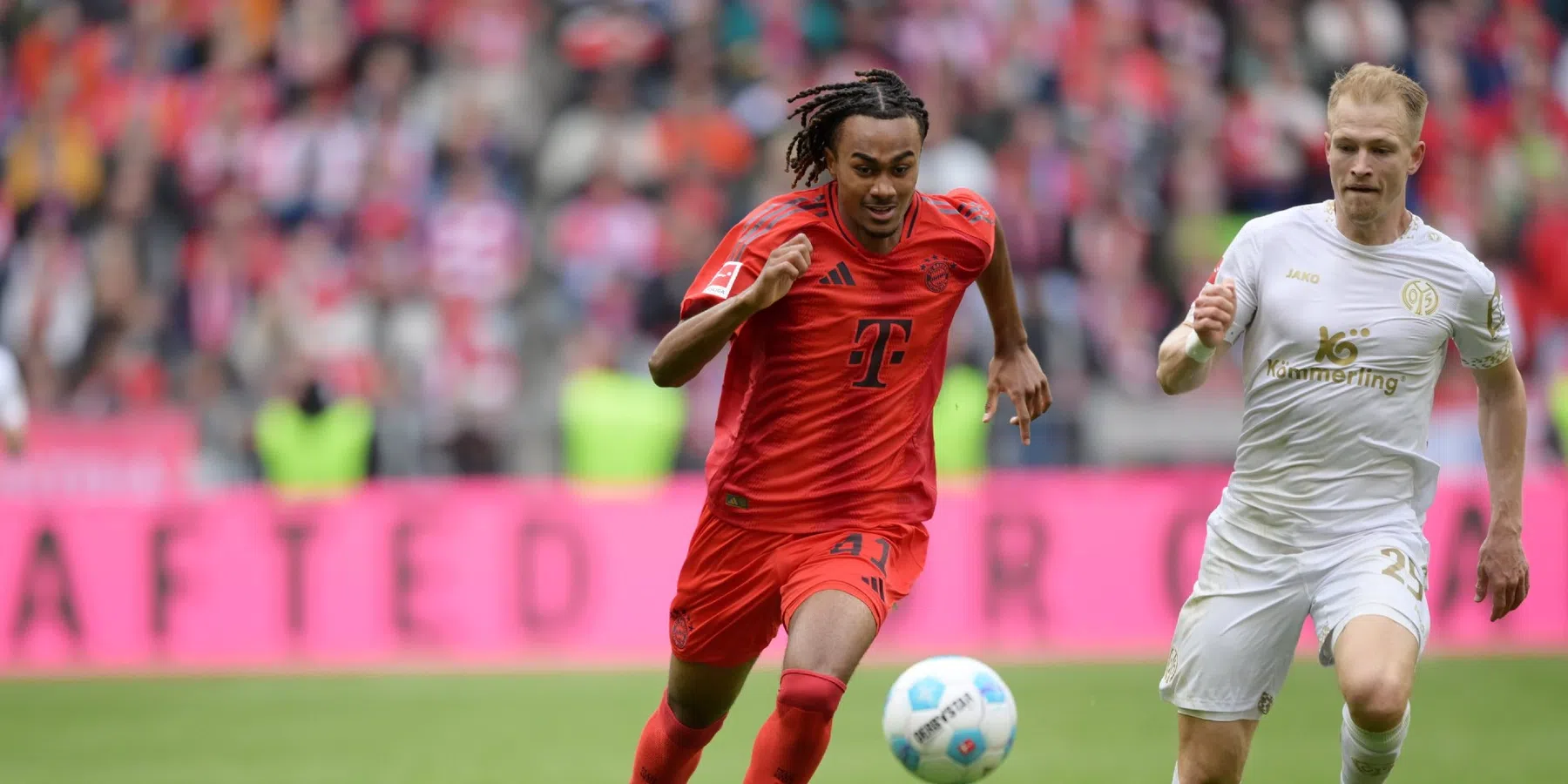 'PSV in rijtje clubs die Bayern-talent (17) wil hebben als opvolger De Jong'