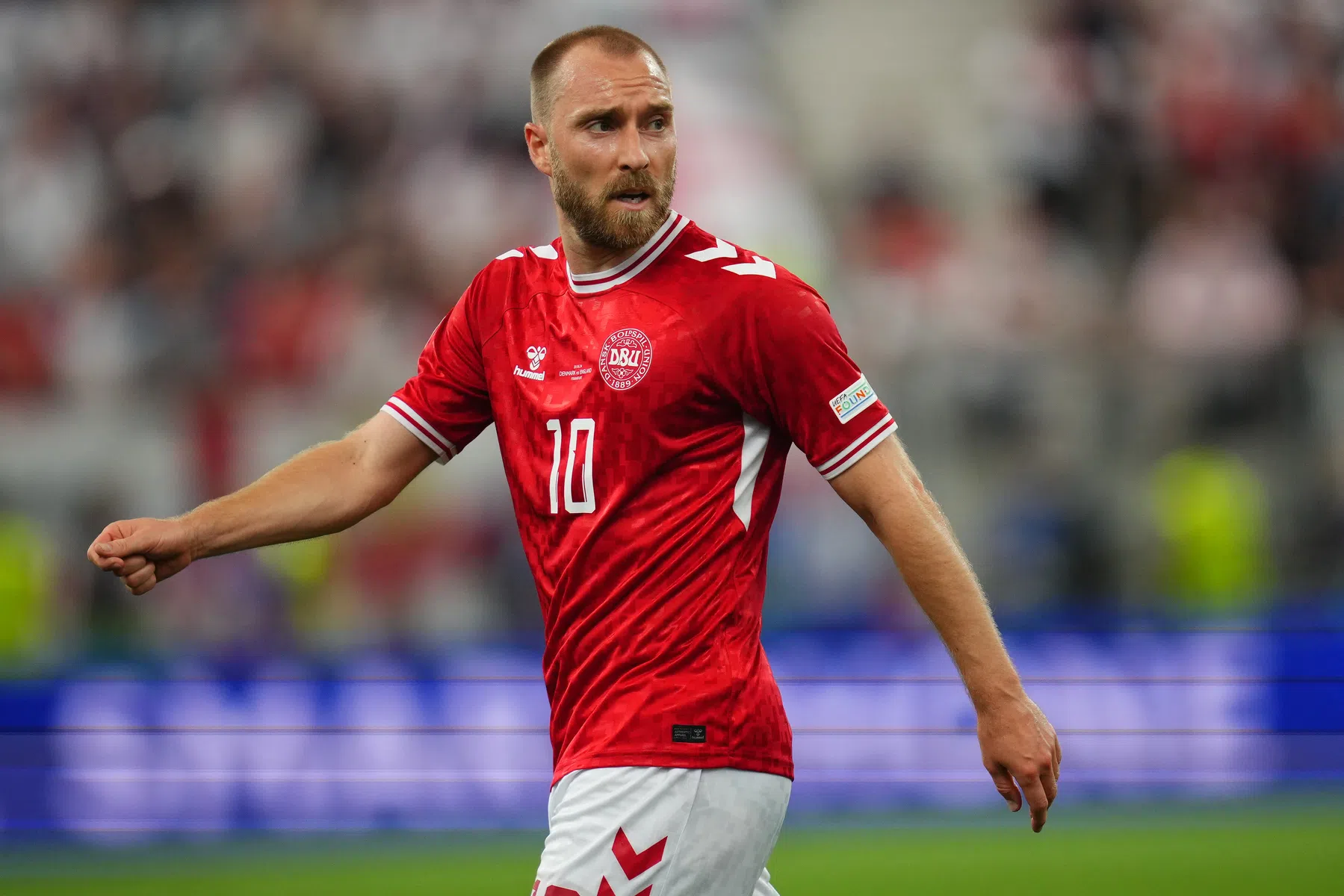 Christian Eriksen in beeld bij Galatasaray en Besiktas | VoetbalNieuws