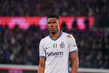 Thumbnail for article: 'Barça ruikt buitenkans: Dumfries kan voor prikje weg dankzij geheime clausule'