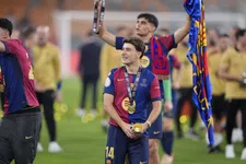 Thumbnail for article: 'Barça-talent negeert Ajax-poging: Torre-transfer duwt Eriksen richting exit'
