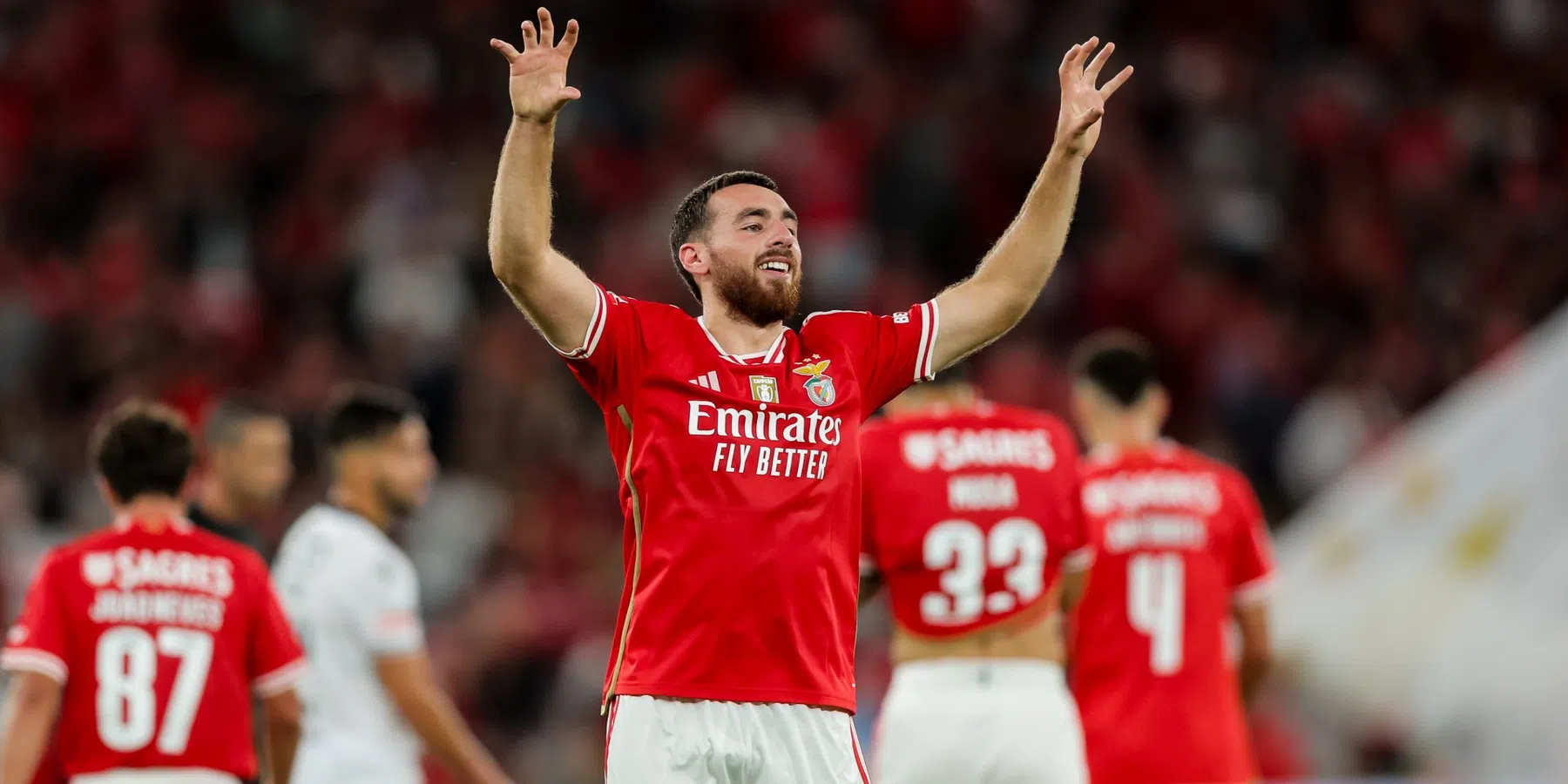 'Kökcü geniet interesse van Engelse topclubs, Slot en Liverpool op vinkentouw'