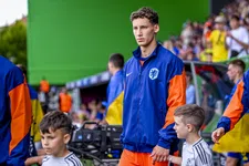 'Van Bommel tekent bij PSV: AZ zegt nee tegen miljoenen uit Italië'