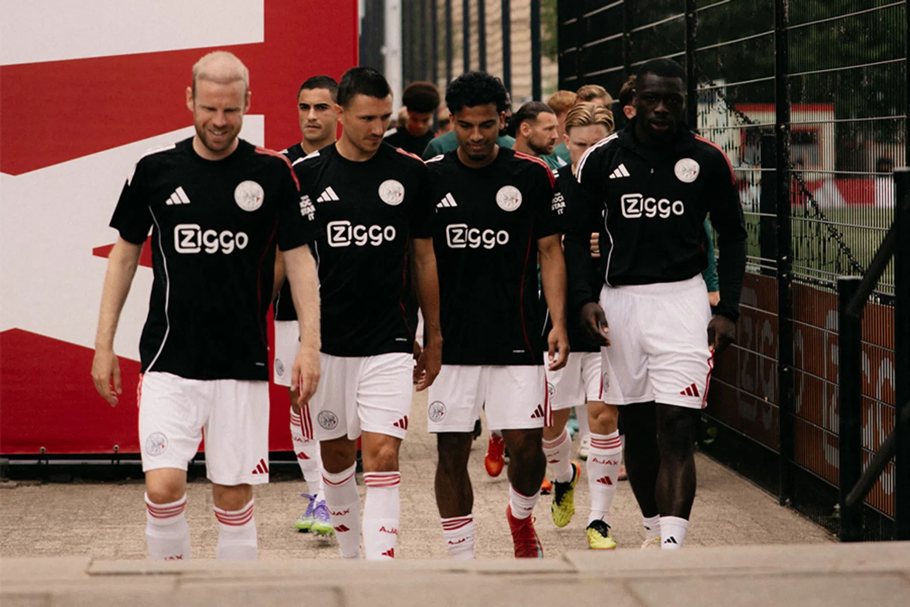 Ajax - AGF Aarhus live op Ziggo Sport 2: aftrap 15.00 uur | VN
