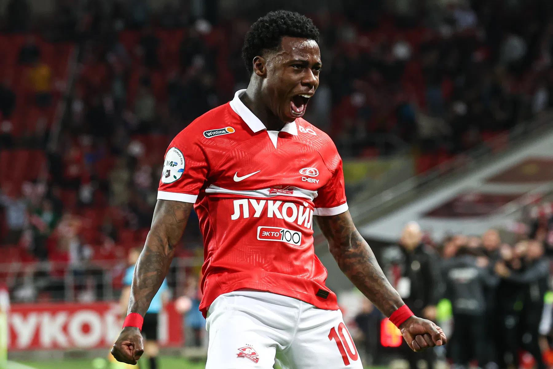 Hof: Quincy Promes blijft vastzitten, inhoudelijke zaak pas 2026 | VN