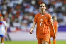 Thumbnail for article: Dit moeten de Oranje Leeuwinnen doen om de kwartfinale op het EK 2025 te halen