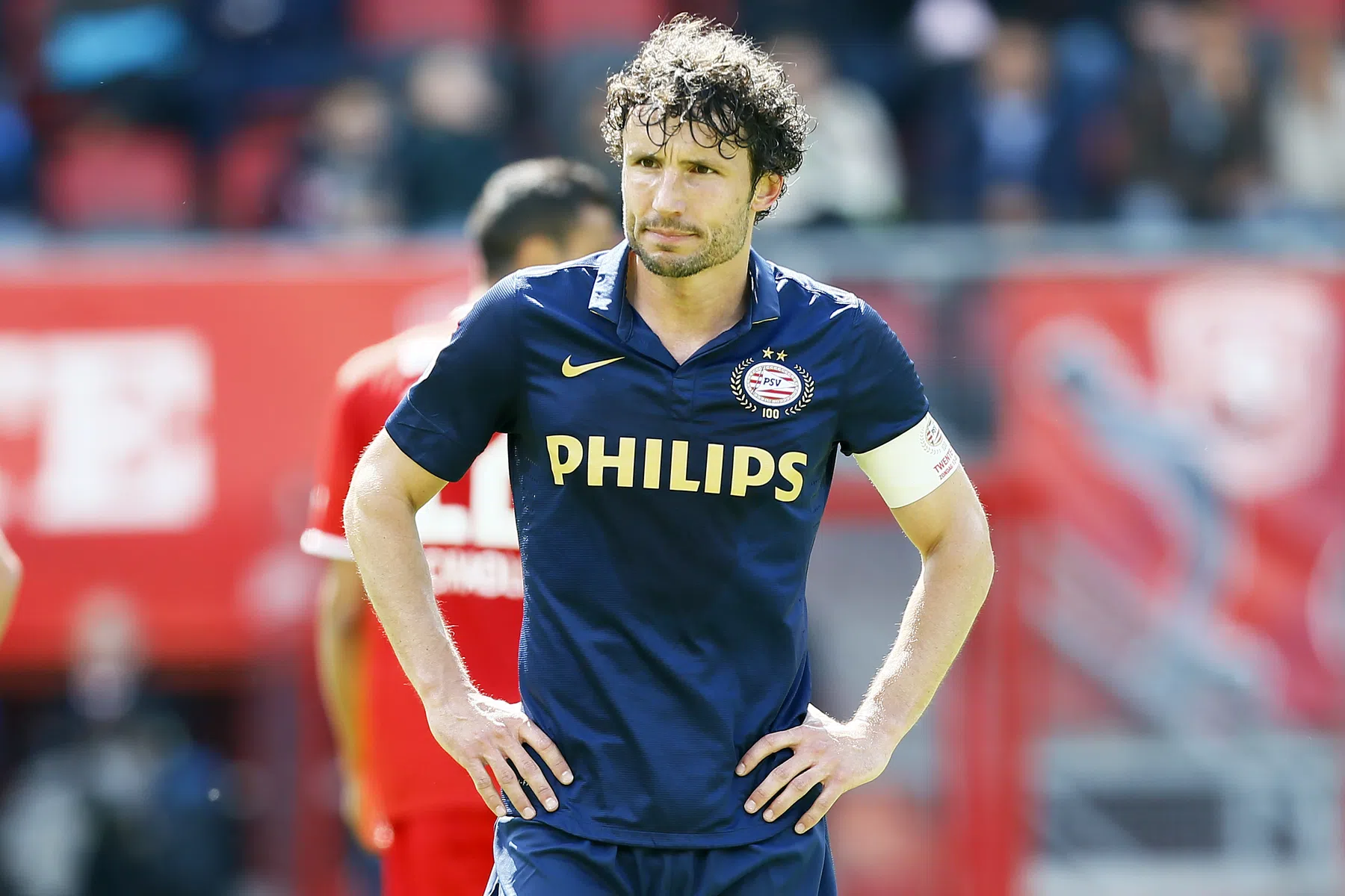 Van Bommel sloot PSV-carrière af met rood in 2013 | VN