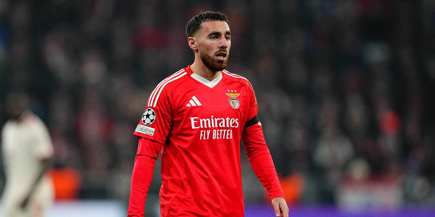 Kökcü staat voor Benfica-vertrek: dit gaat de Turk kosten en dit verdient Feyenoor